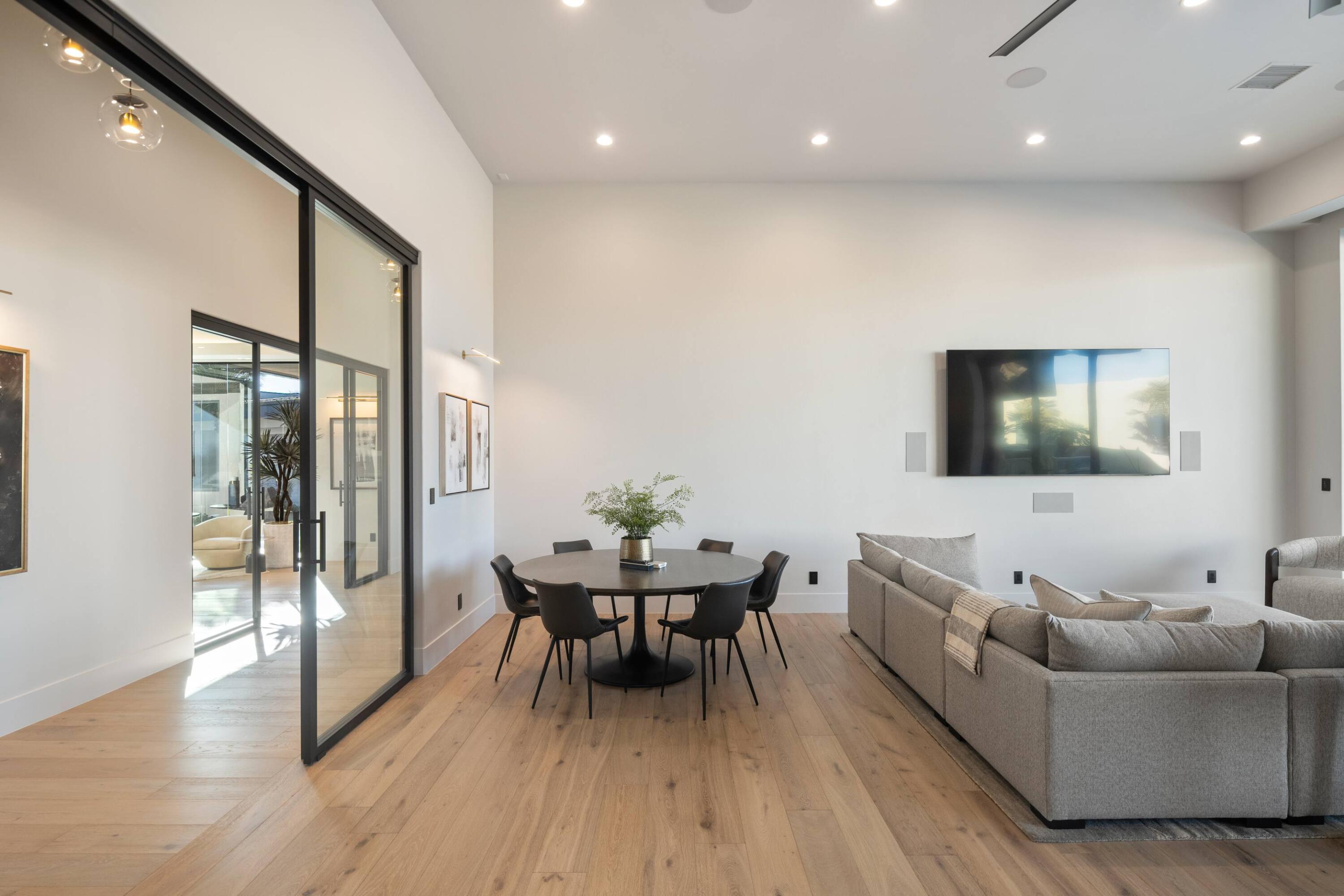 STONE CLIFF - Residential