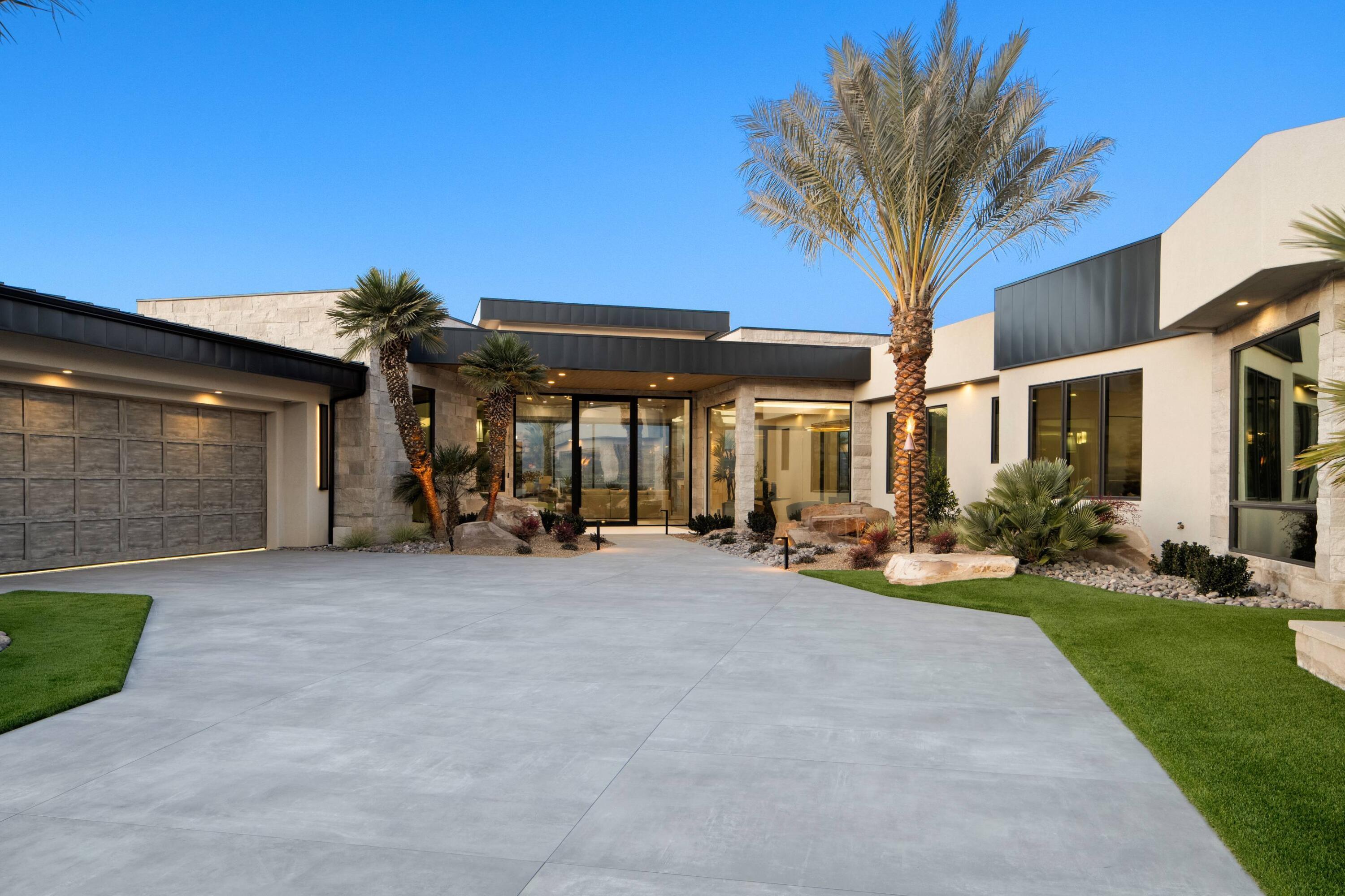 STONE CLIFF - Residential