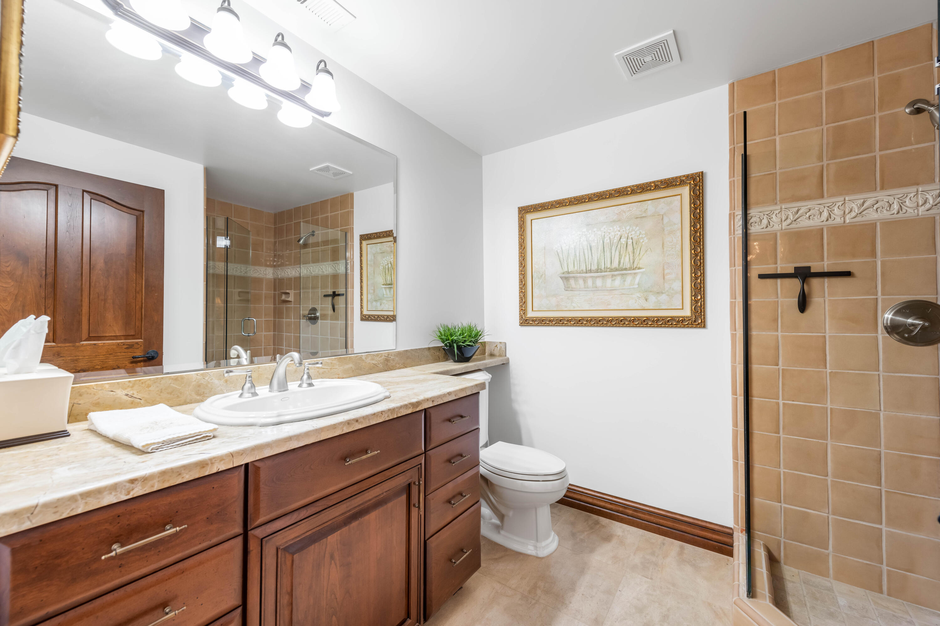 Parowan, Utah 84761, United States, 7 Bedrooms Bedrooms, ,9 BathroomsBathrooms,Residential,Active,110821