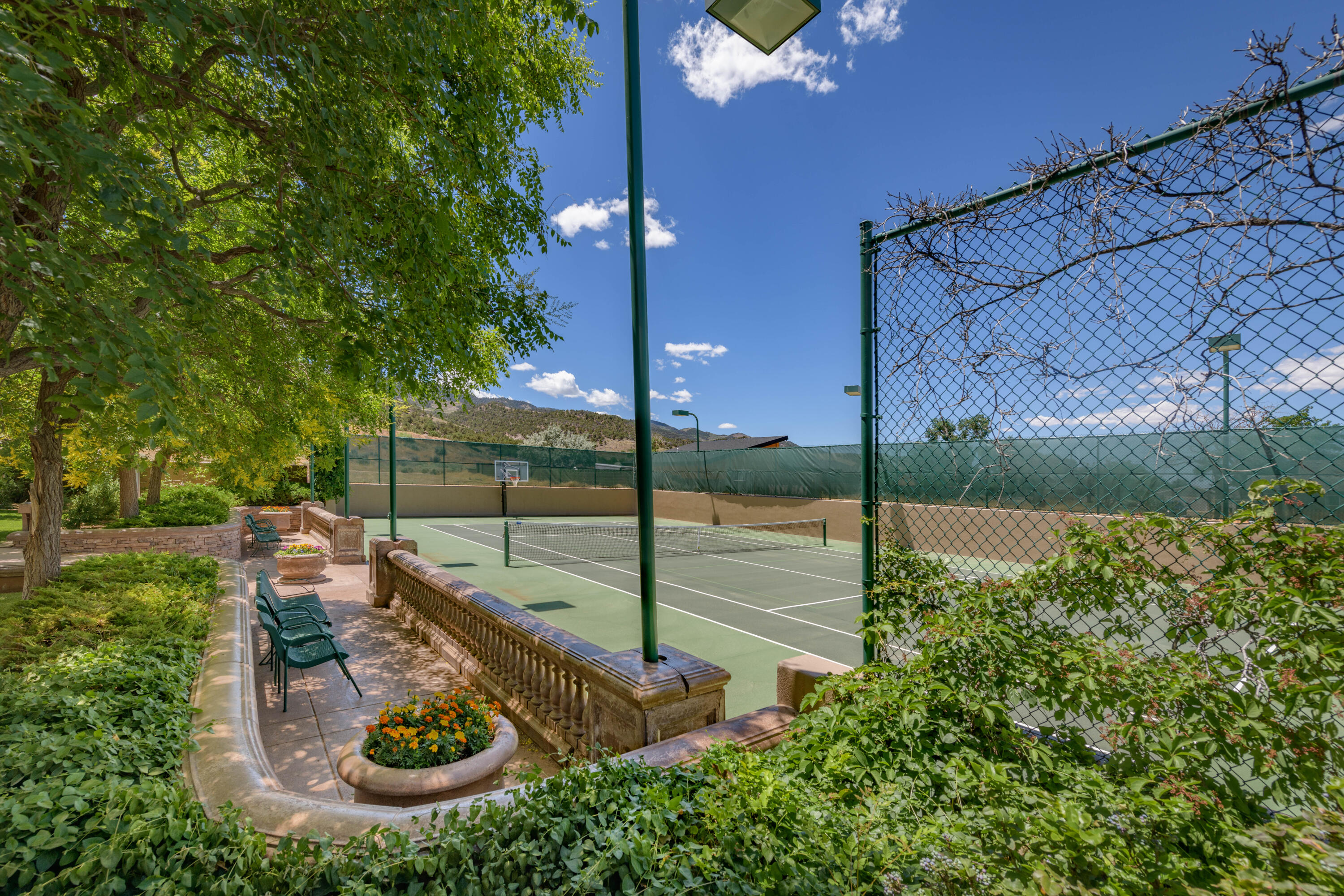 Parowan, Utah 84761, United States, 7 Bedrooms Bedrooms, ,9 BathroomsBathrooms,Residential,Active,110821