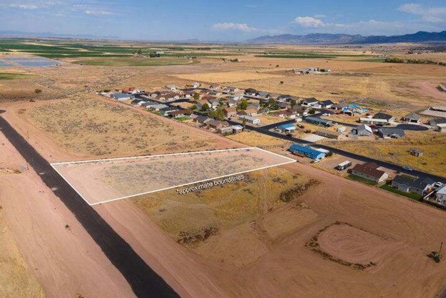 Come be a part of the newest premier Equestrian subdivision, Cottonwood Ranches located in Enterprise, UT. These lots/subdivision were designed for those looking for horse property and/or large acred lots ranging from 1/2 acre all the way up to 1 1/2 acre. This particular lot #10 is 1.21 acre. This lot/subdivision is in Enterprise city limits and available utilities include water, power, fiber optic, and natural gas. Septic is required for sewer. 5 Large animals allowed to this property. Enterprise, UT is a small rural farming town located in Southern Utah and is only 40 minutes from St. George and Cedar City. Enterprise is self sufficient with grocery, restaurants, clinics, medical, doctors, schools, gas, hardware, parks, outdoor recreation. Bring your own builder. Impact fees $13,000.