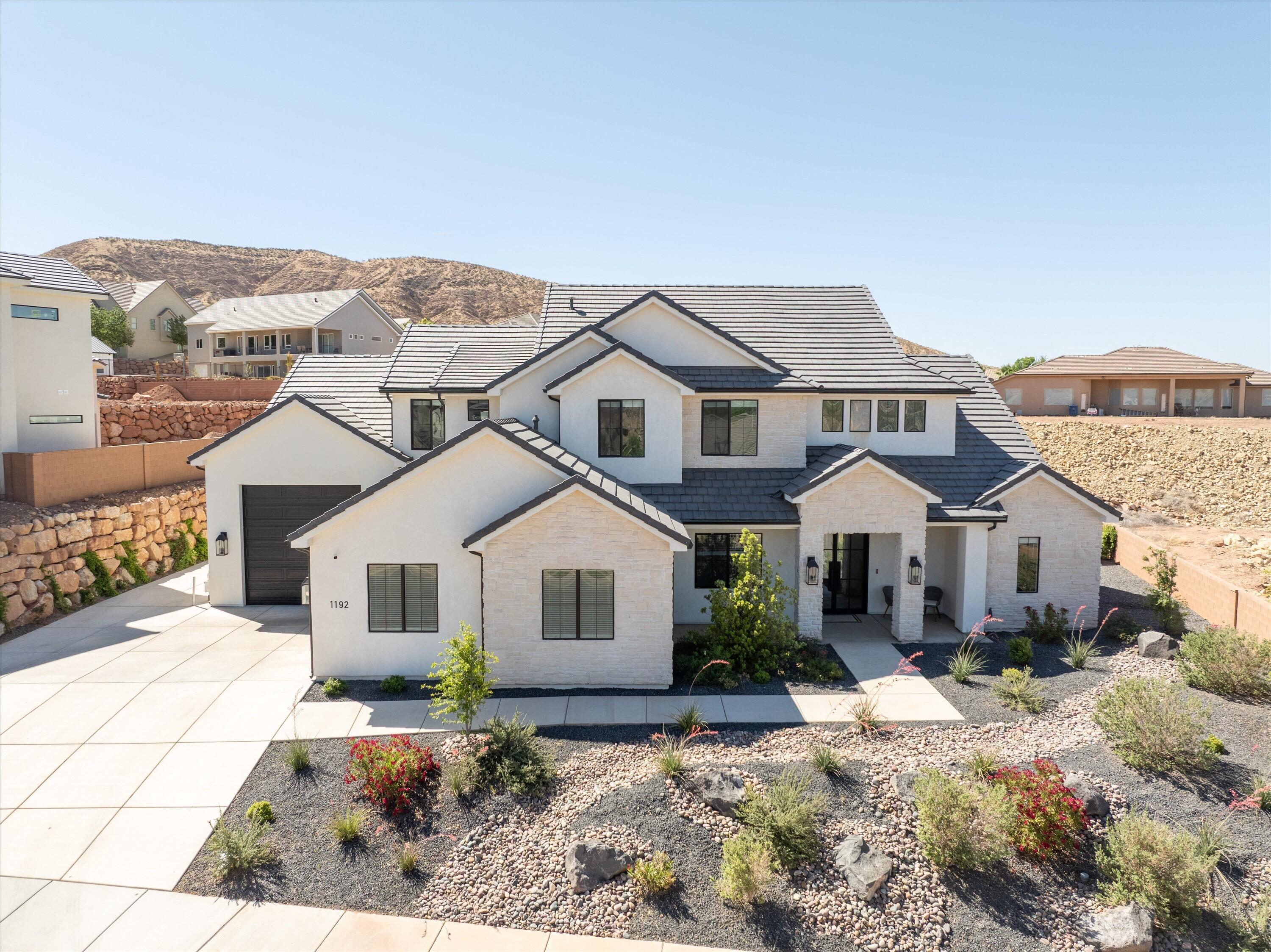 HEIGHTS AT WASHINGTON BENCH - Residential