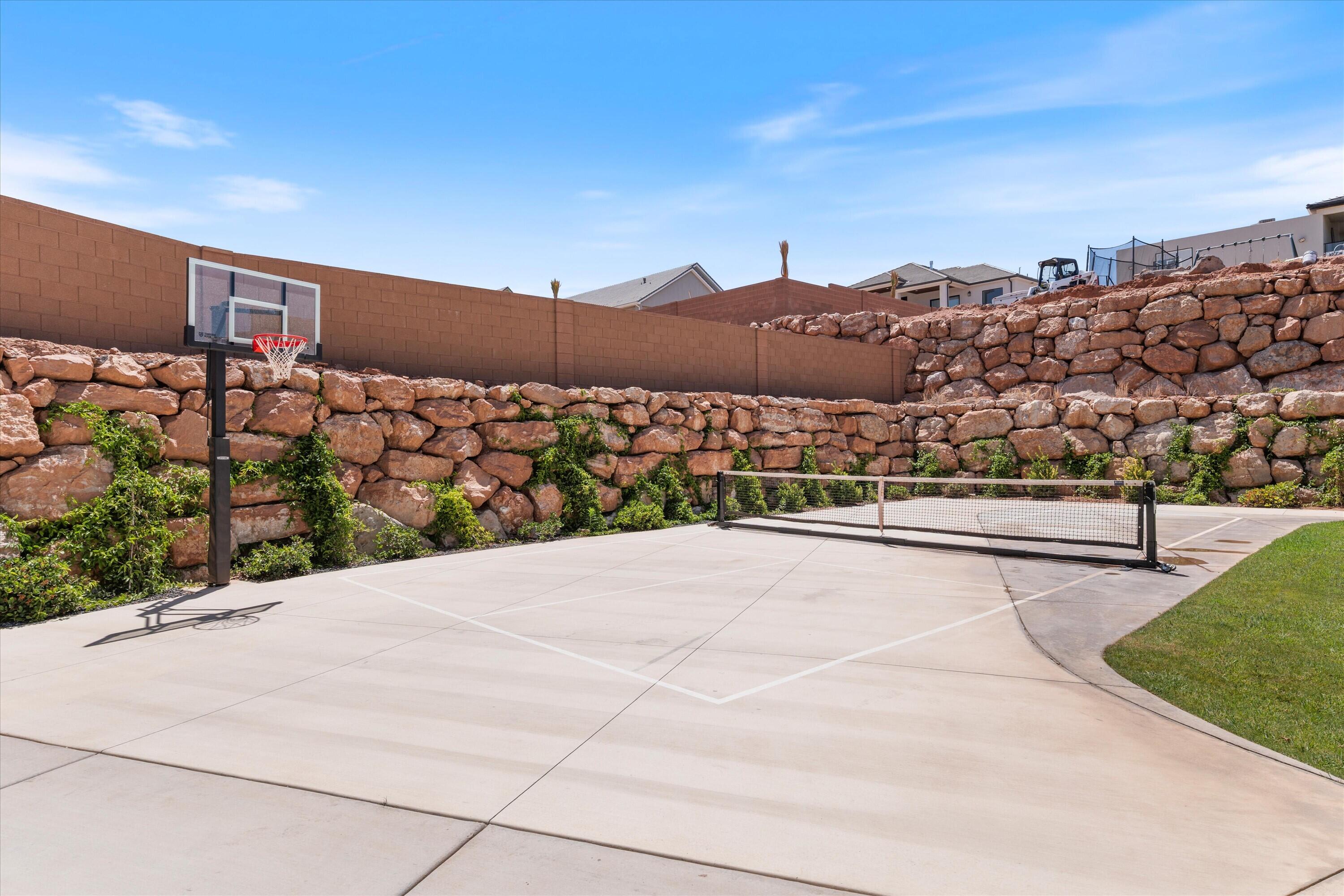 HEIGHTS AT WASHINGTON BENCH - Residential