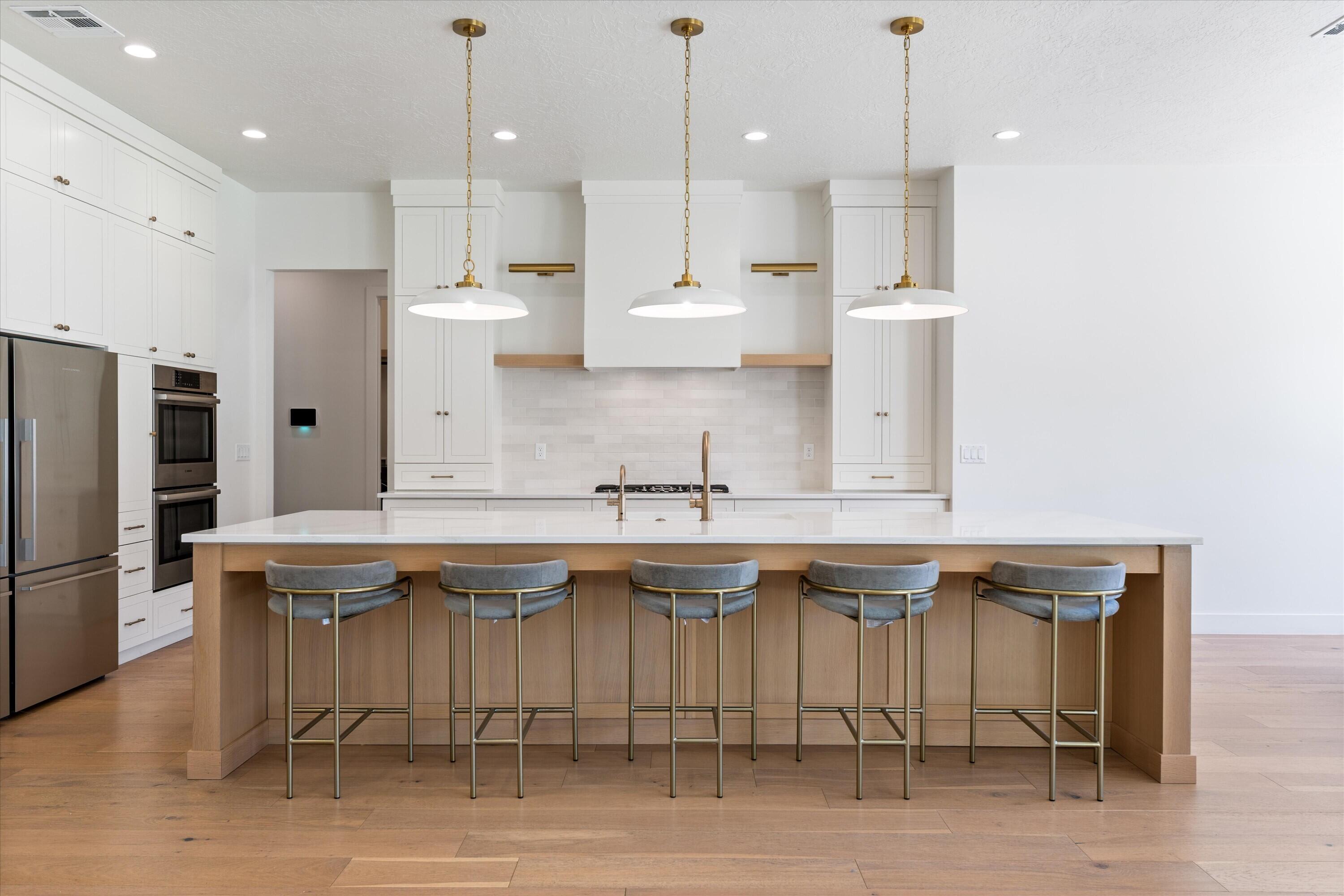 HEIGHTS AT WASHINGTON BENCH - Residential