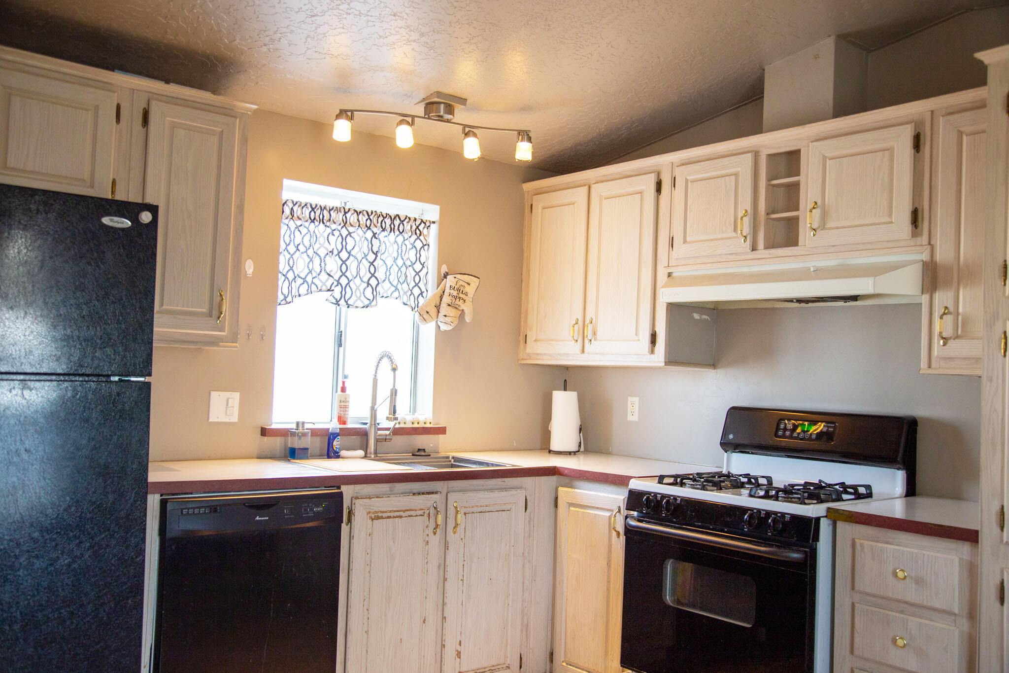 ENTERPRISE VALLEY VIEW ESTATES - Residential