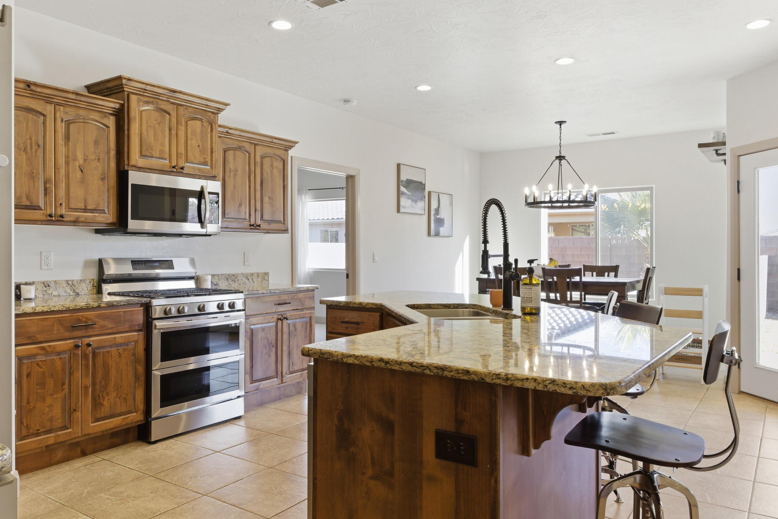 DIXIE SPRINGS - Residential