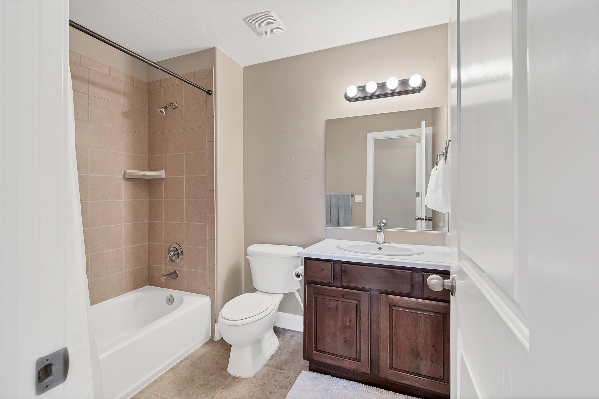 CASITAS AT HIDDEN VALLEY - Residential