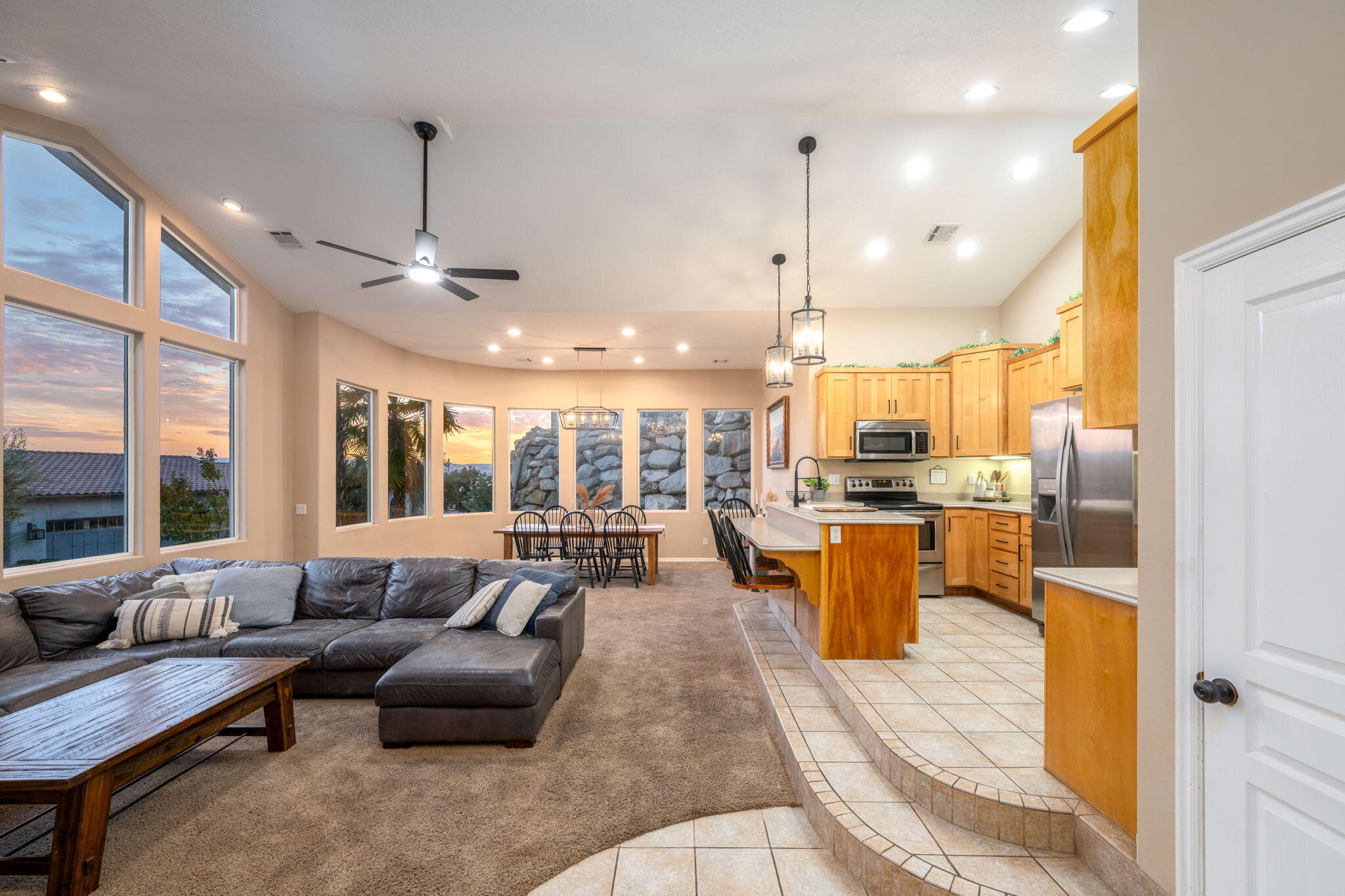 MIRAGE ESTATES - Residential