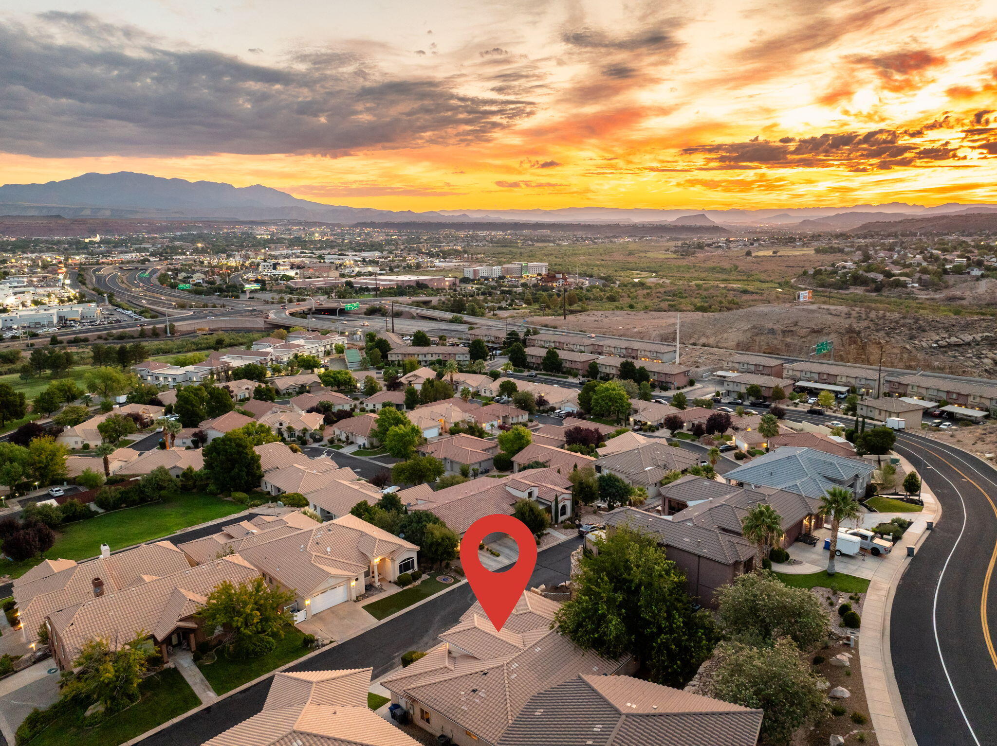 MIRAGE ESTATES - Residential