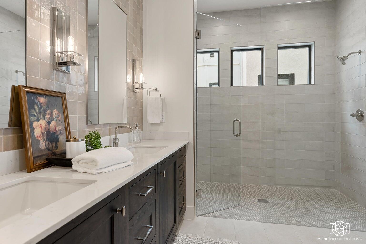 DESERT COLOR RESORT - Residential