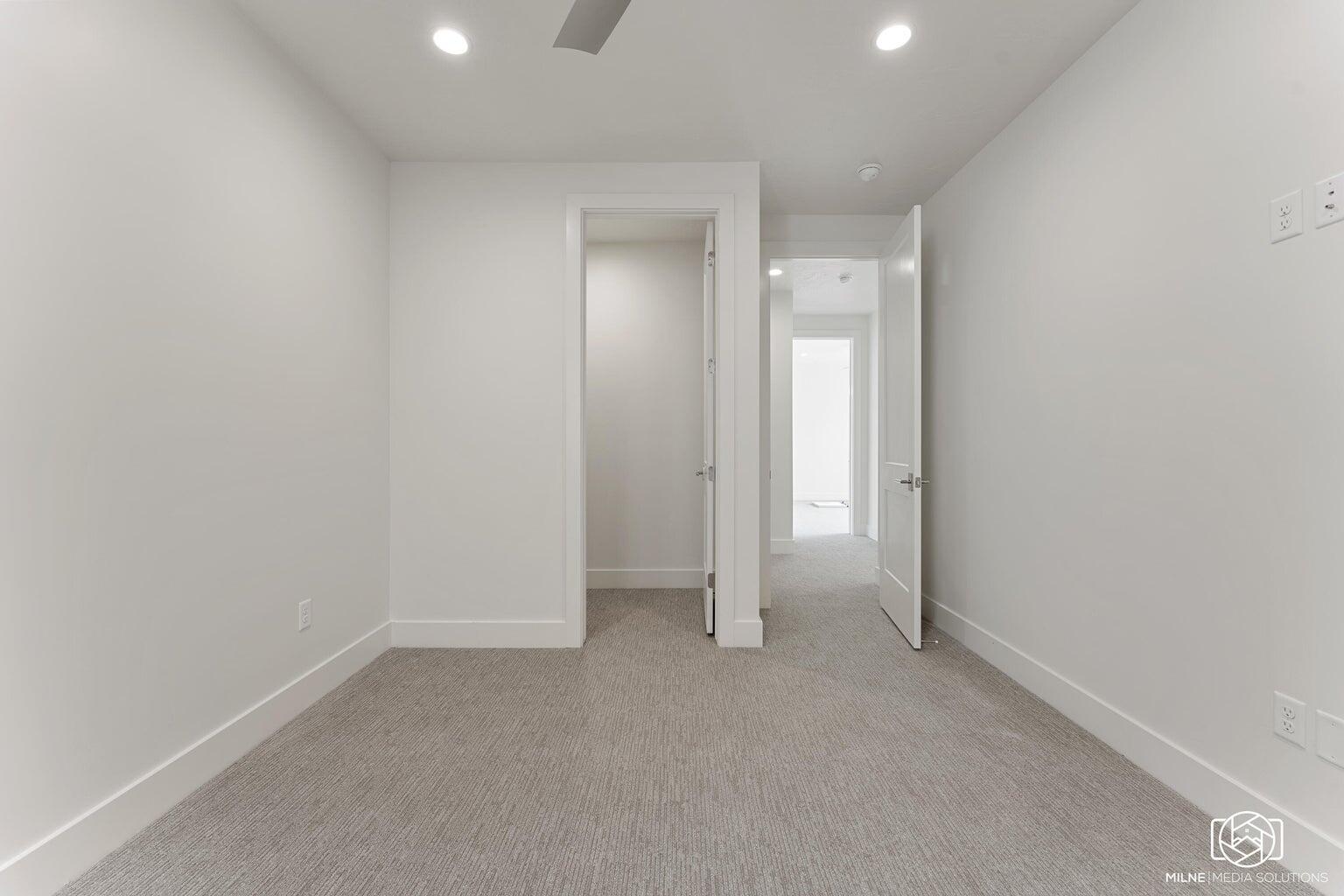 DESERT COLOR RESORT - Residential