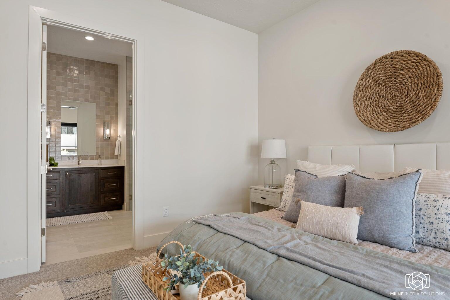 DESERT COLOR RESORT - Residential