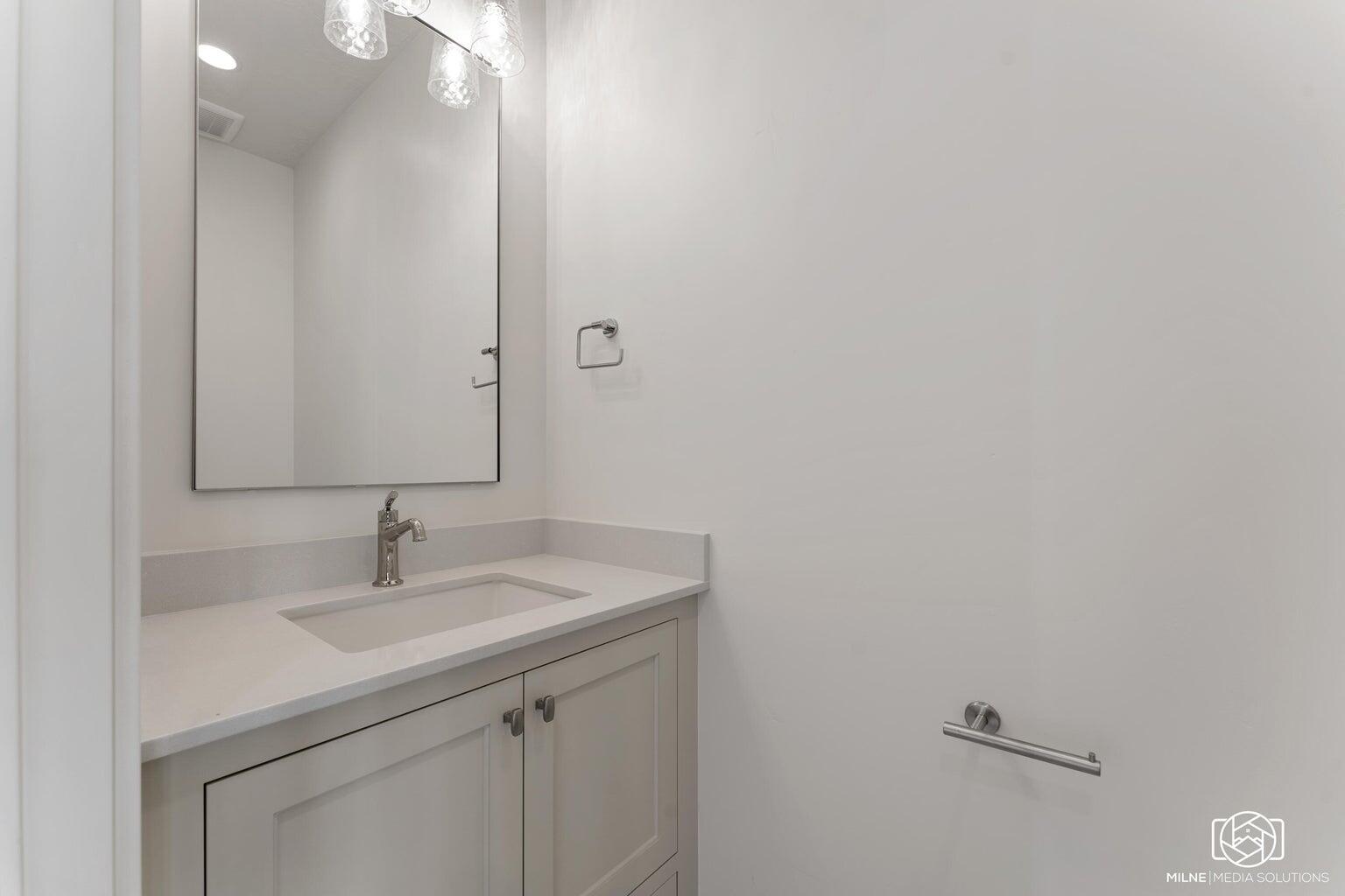 DESERT COLOR RESORT - Residential