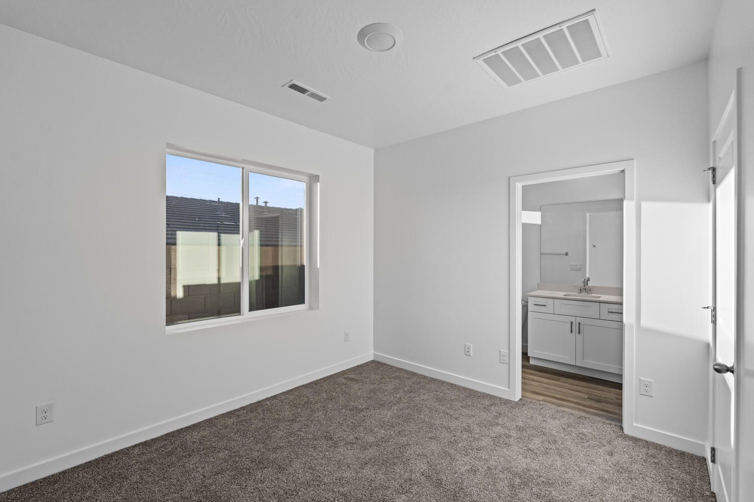 CORRAL HOLLOW AT LONG VALLEY - Residential