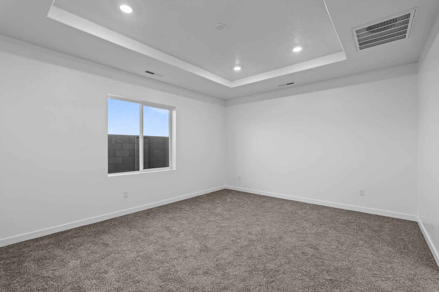 CORRAL HOLLOW AT LONG VALLEY - Residential