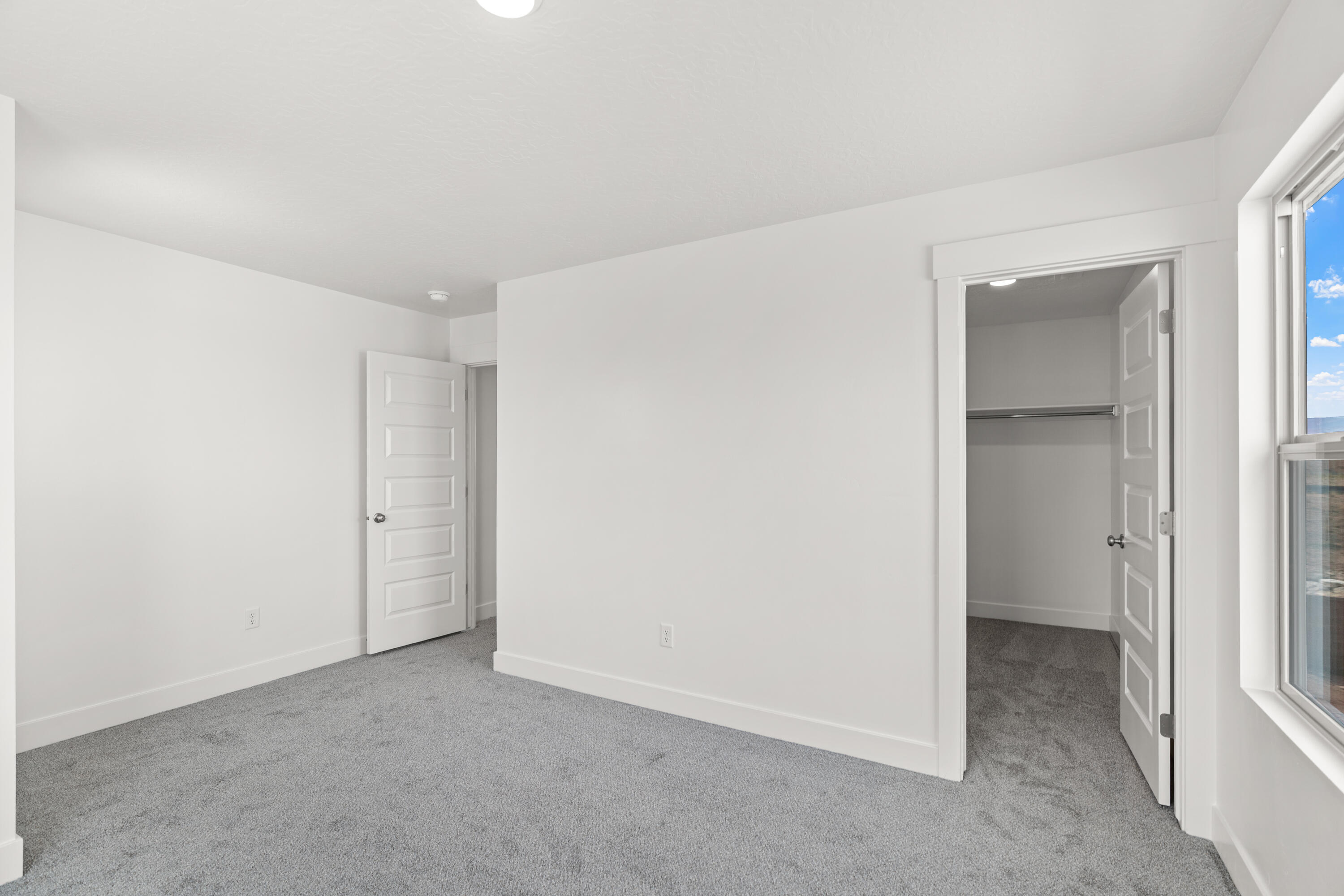 STRAWBERRY FIELDS ESTATES - Residential