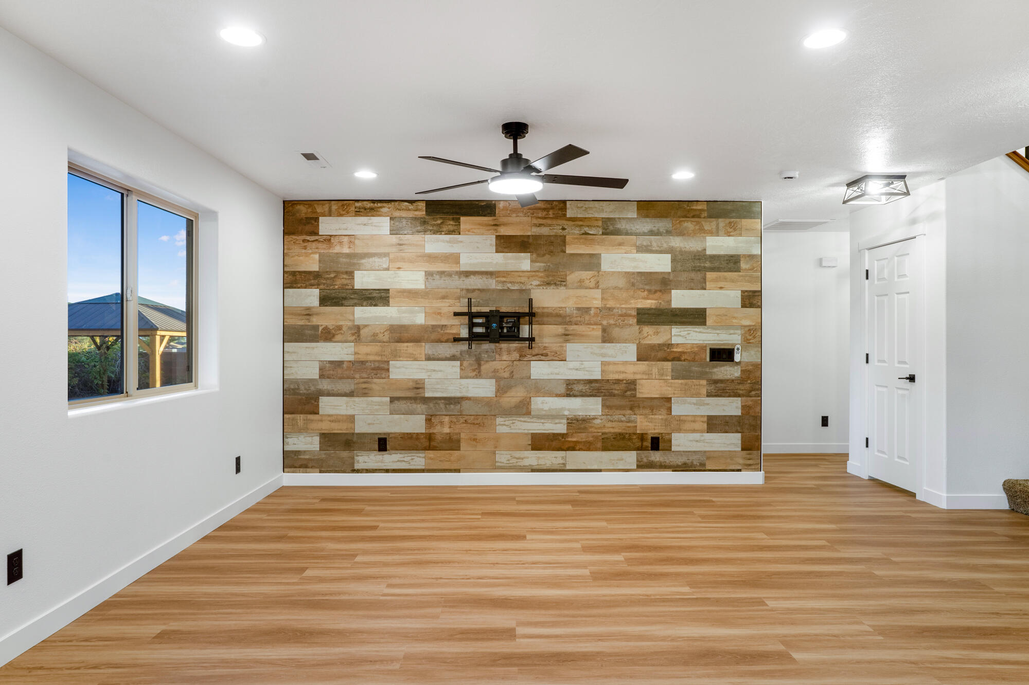 IVINS VISTA - Residential