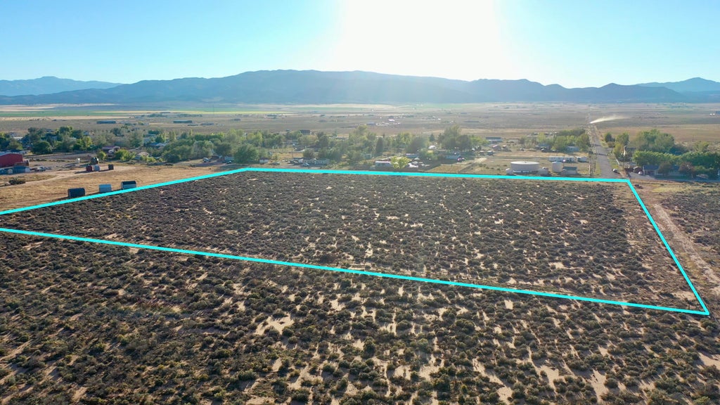 Photo of 3390 S Old Highway 91, Cedar City, UT 84720 (MLS # 26-276875)