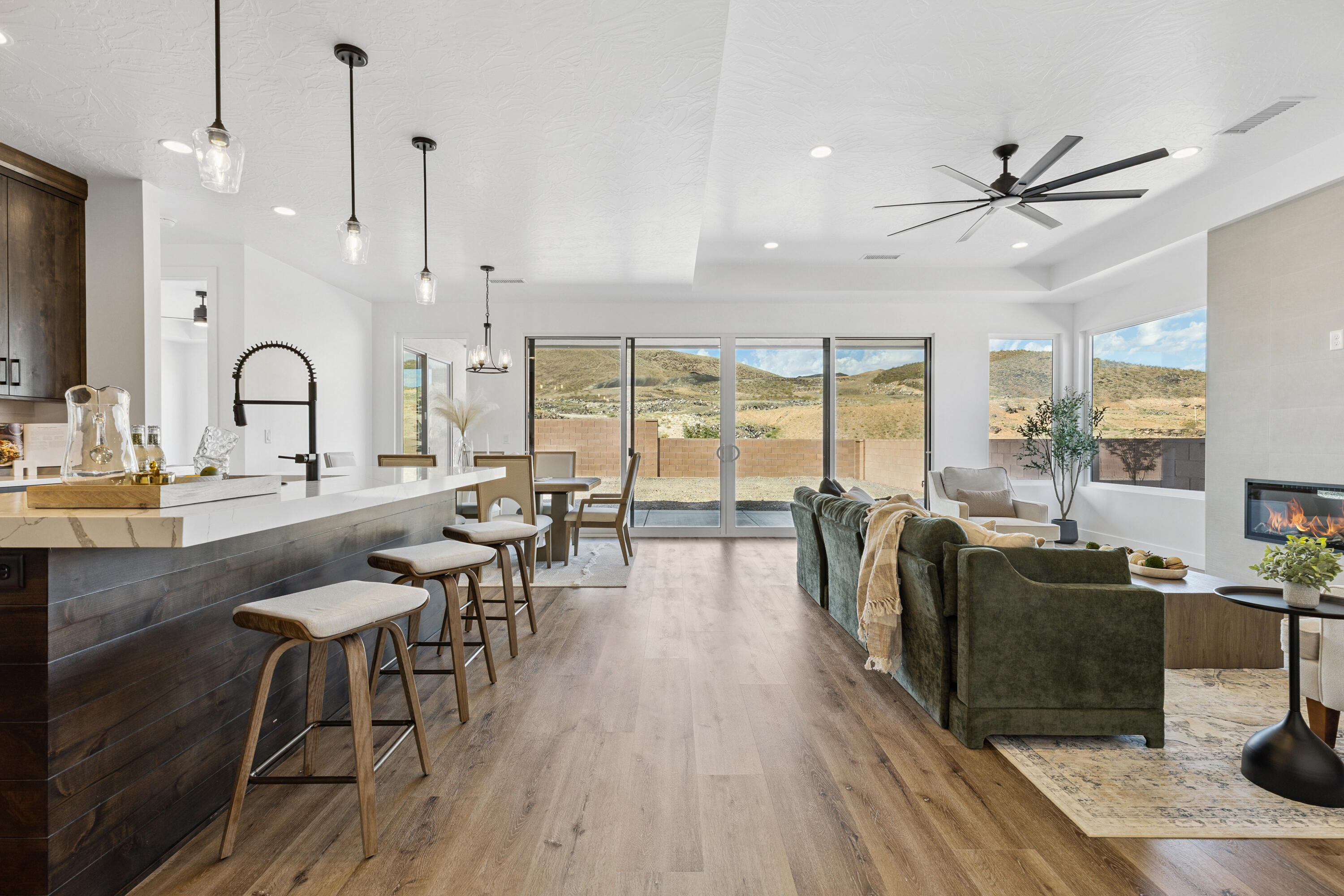 THE RIDGE AT ZION VISTA - Residential