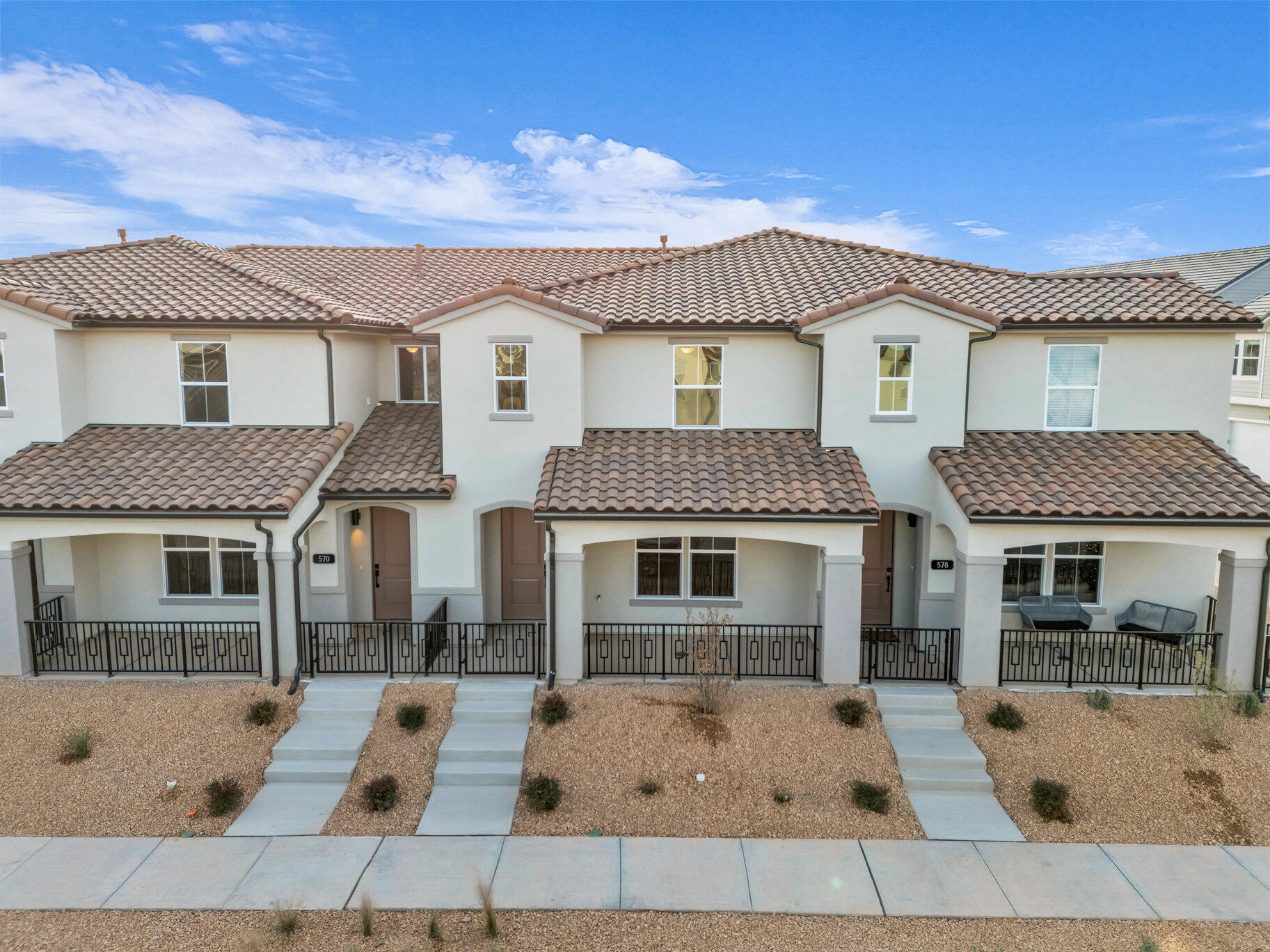 DESERT COLOR RESORT - Residential