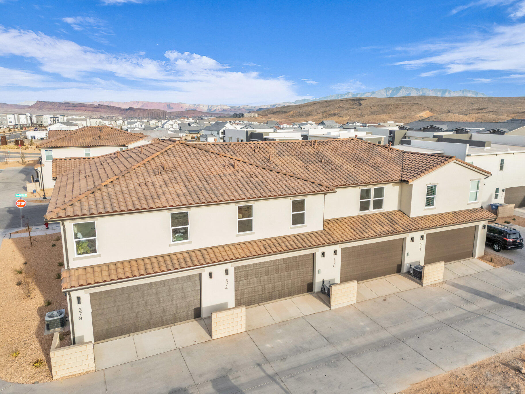 DESERT COLOR RESORT - Residential