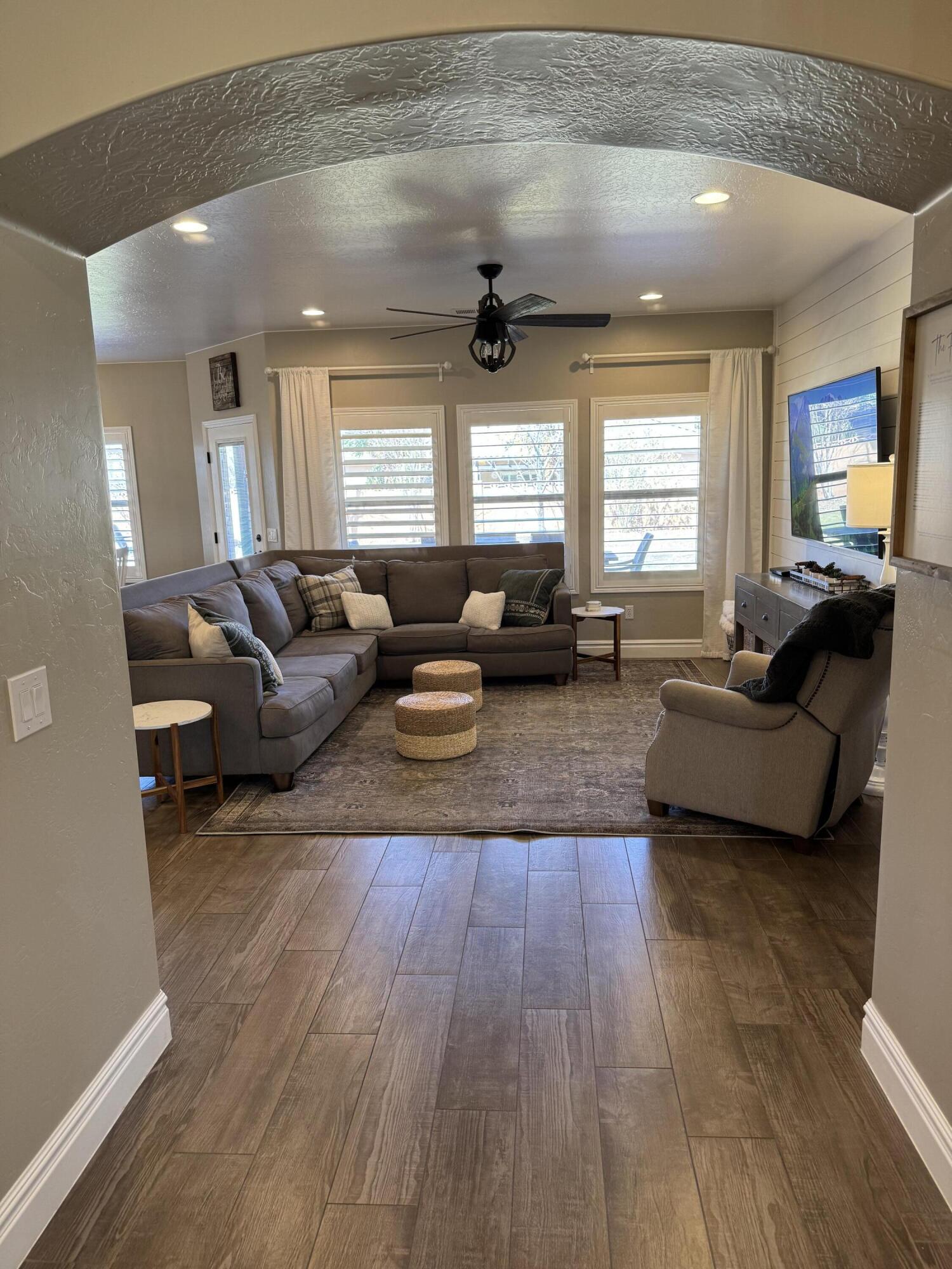 SKY VIEW ESTATES - Residential