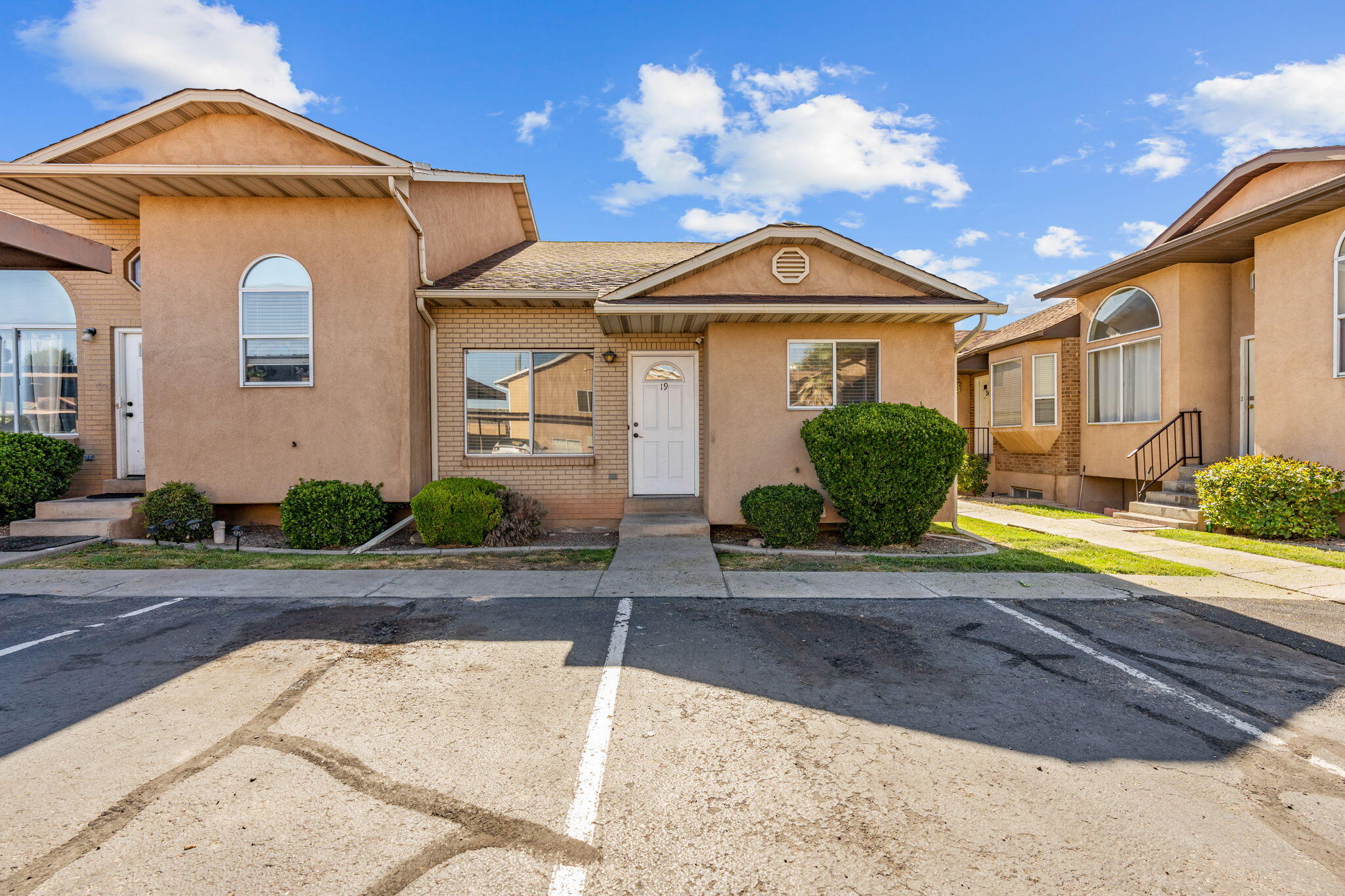 Photo 1 of 26 — 1050 E 500 S 19, St George, UT 84790