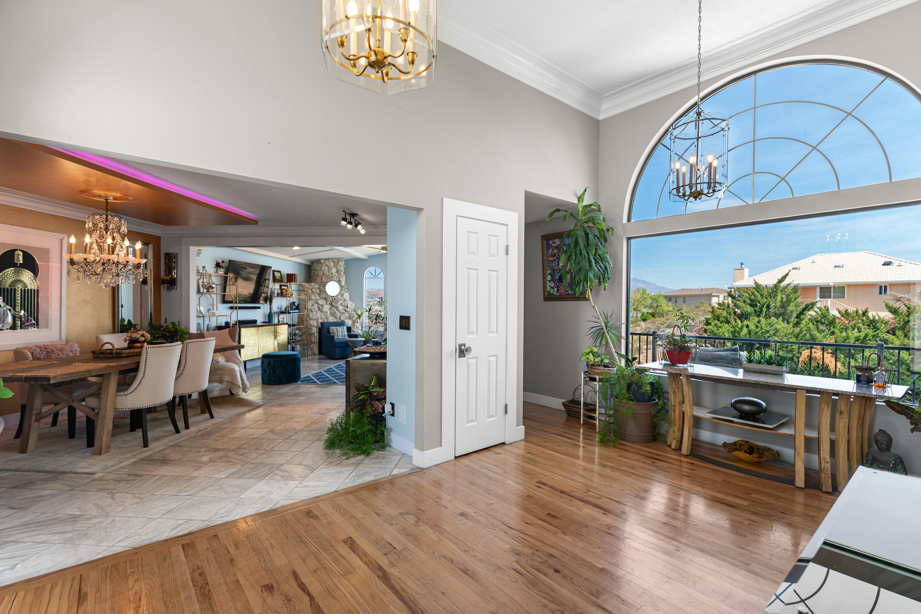 BLOOMINGTON HILLS - Residential