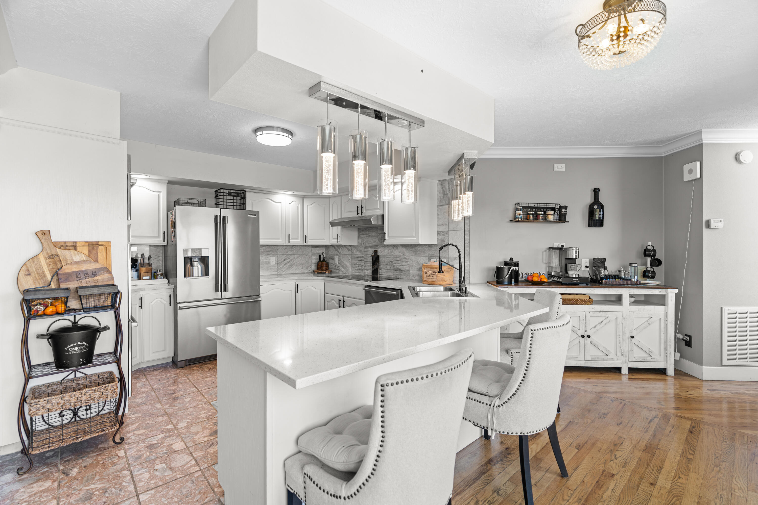 BLOOMINGTON HILLS - Residential