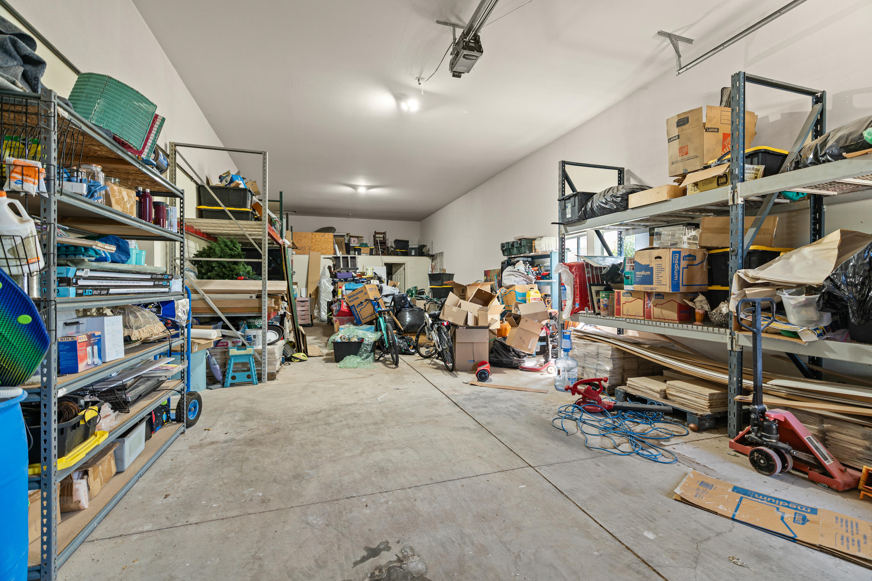 BLOOMINGTON HILLS - Residential