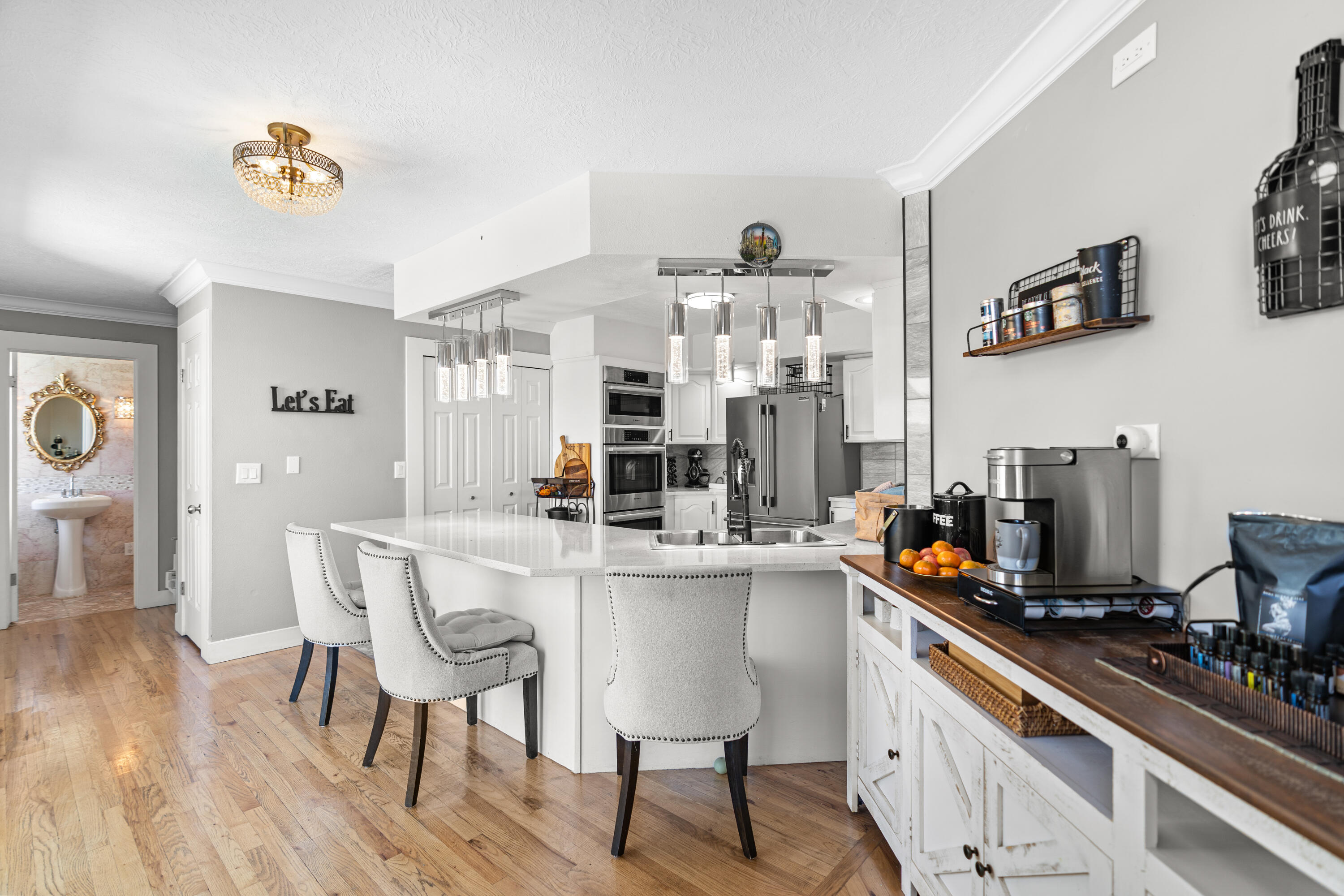 BLOOMINGTON HILLS - Residential