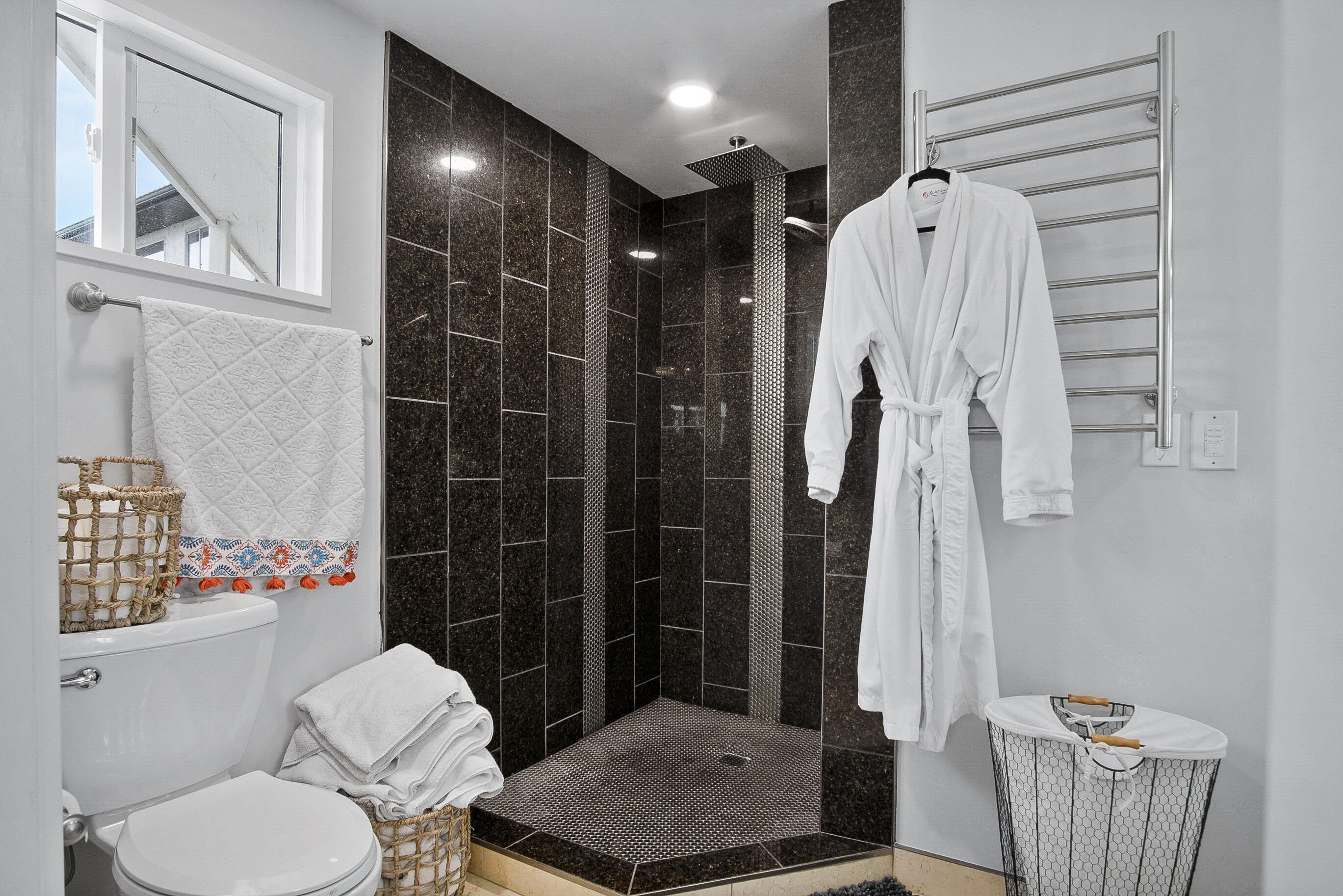 BLOOMINGTON HILLS - Residential