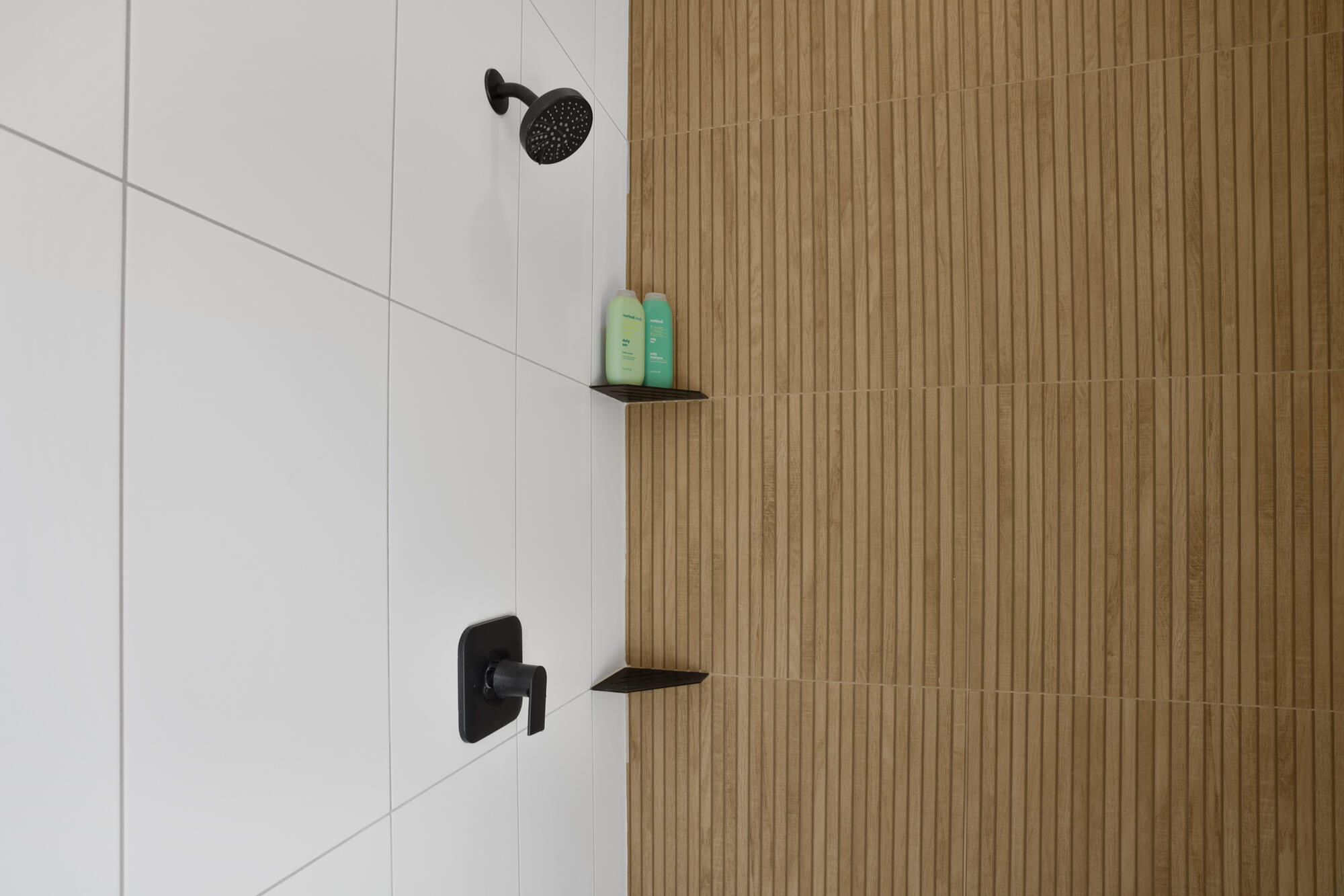 RUSTED HILLS - Residential