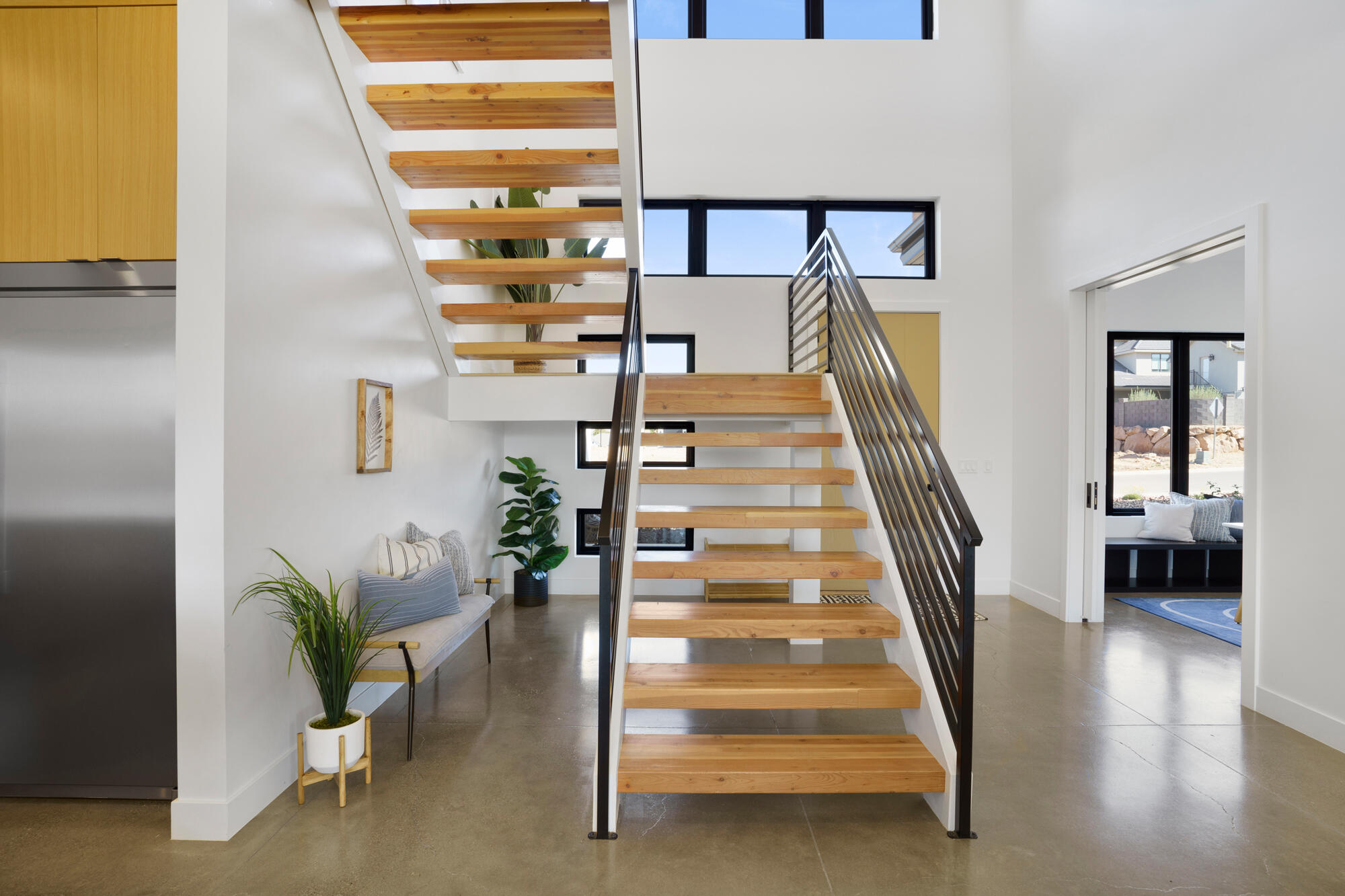 RUSTED HILLS - Residential