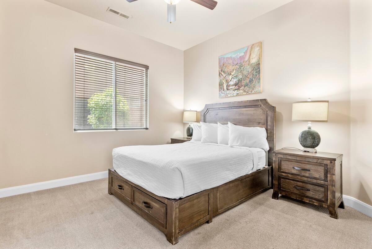 RETREAT AT SAND HOLLOW RESORT - Residential