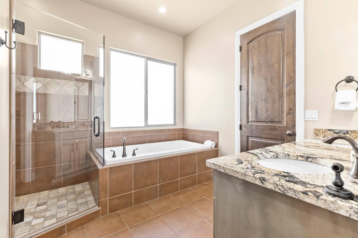 RETREAT AT SAND HOLLOW RESORT - Residential