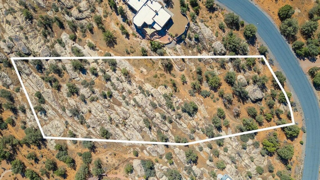 Photo of 656 N Rock Garden LN 72 #72, Dammeron Valley, UT 84783 (MLS # 26-275243)