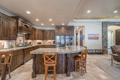 Tiny photo for 2732 S 4010 W, Hurricane, UT 84737 (MLS # 26-269702)