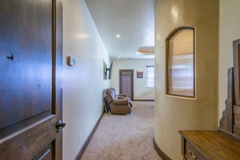 Tiny photo for 2732 S 4010 W, Hurricane, UT 84737 (MLS # 26-269702)