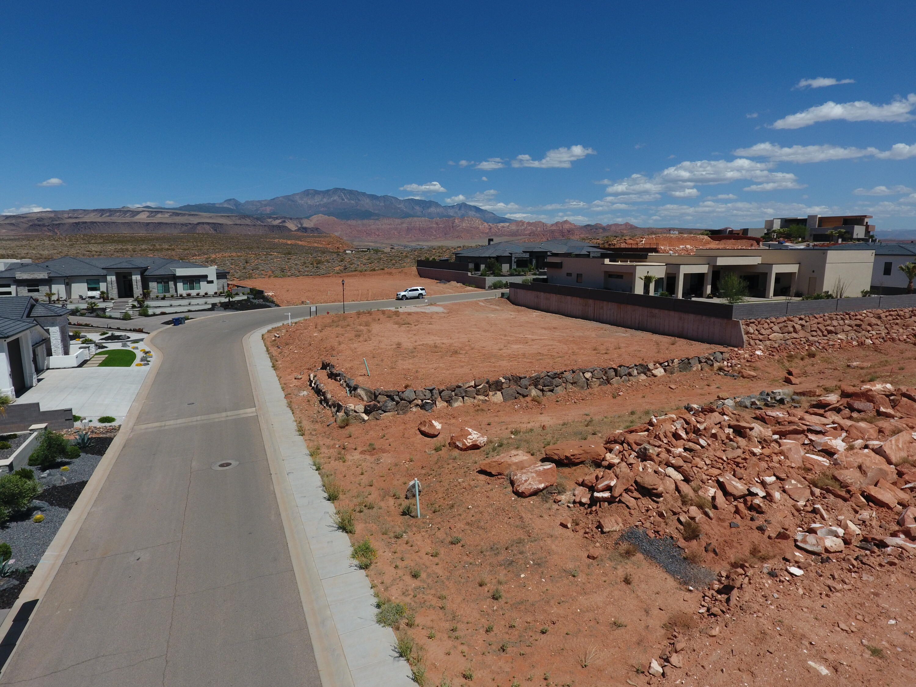 WESTGATE HILLS - Land