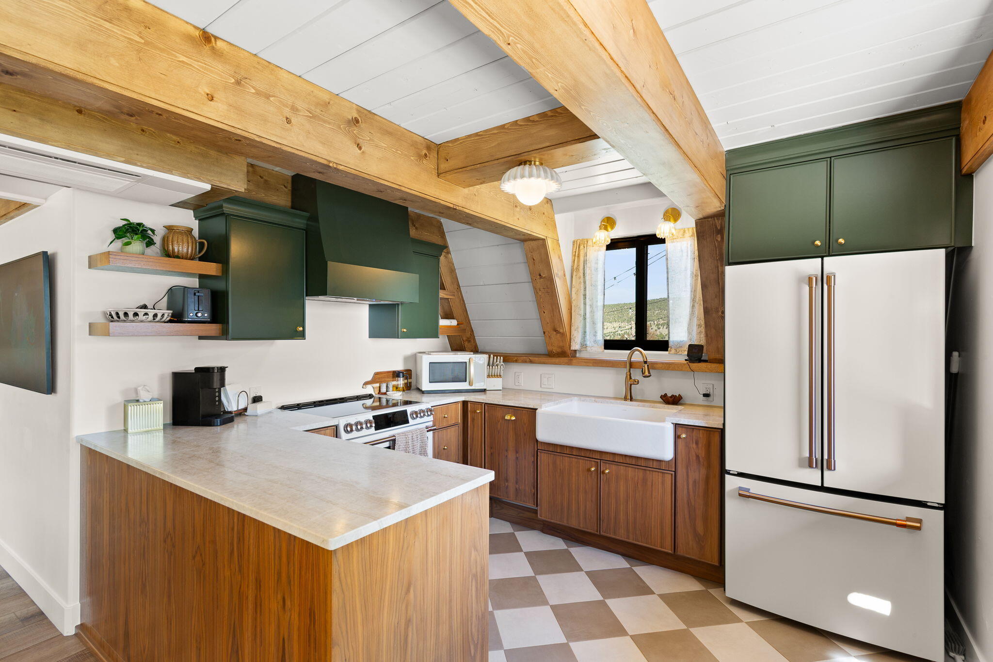 MOUNTAIN VIEW ESTATES - Residential