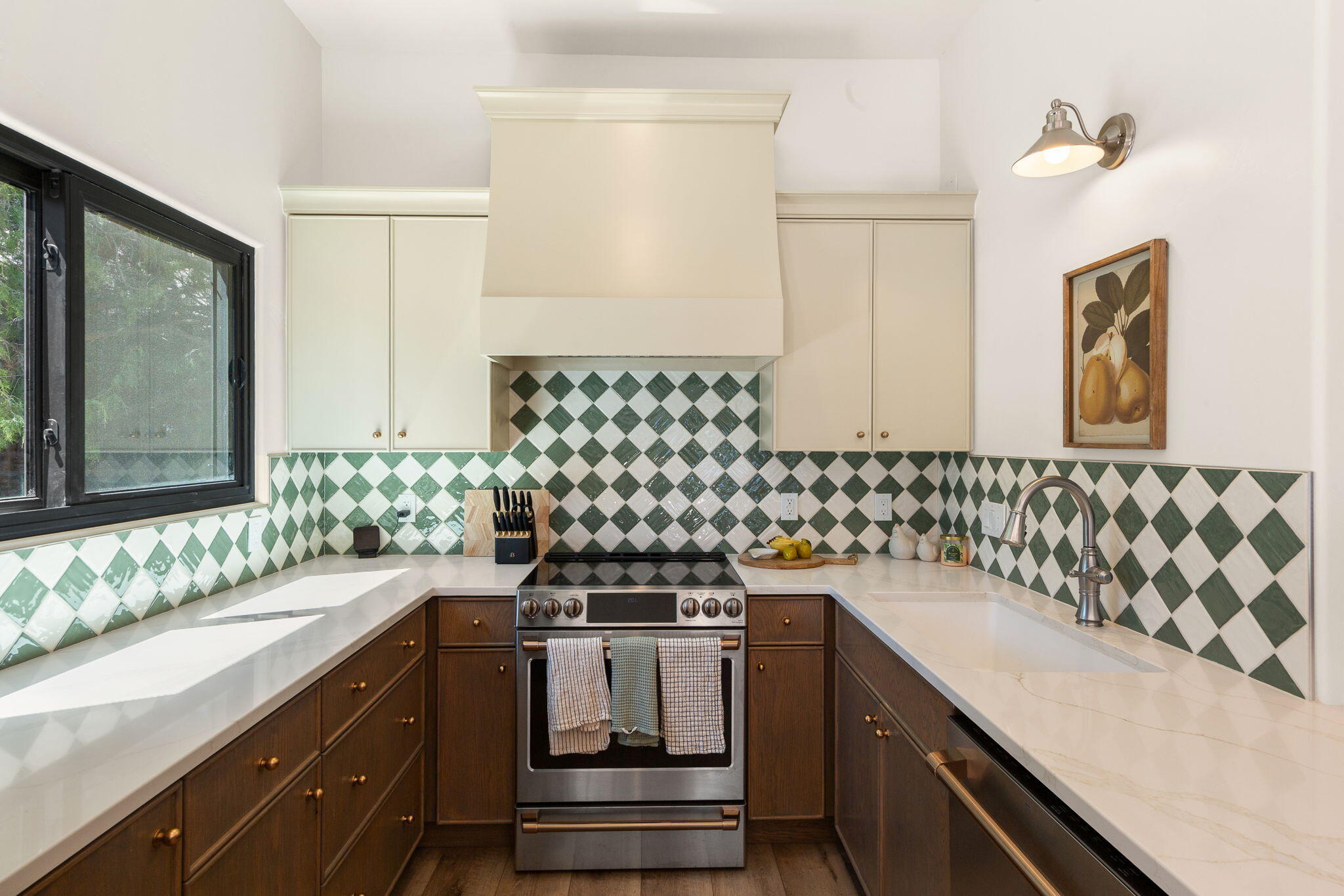 MOUNTAIN VIEW ESTATES - Residential