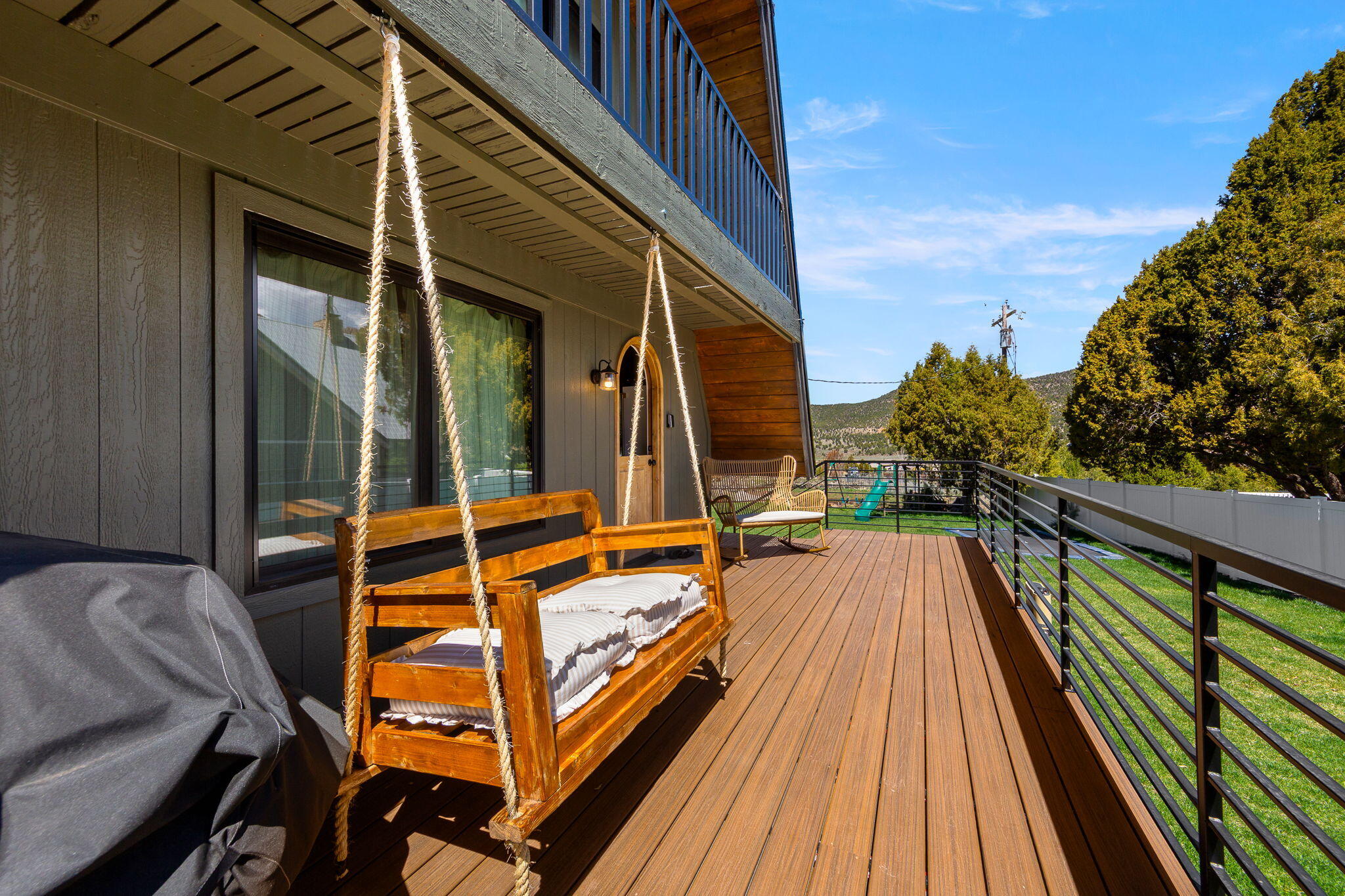 MOUNTAIN VIEW ESTATES - Residential