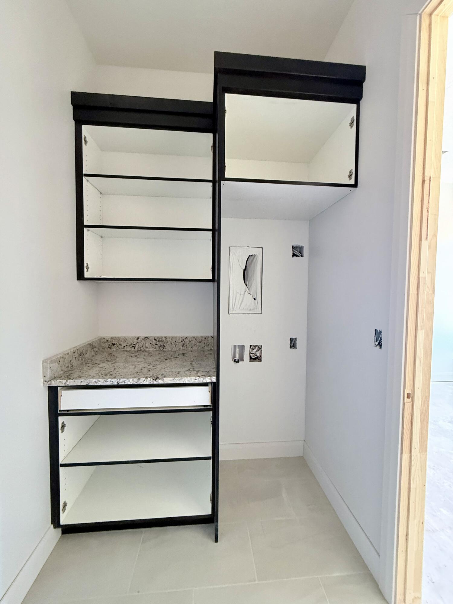 FRANKLIN FIELDS - Residential