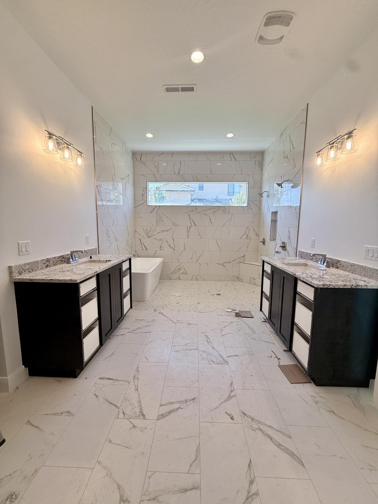 FRANKLIN FIELDS - Residential