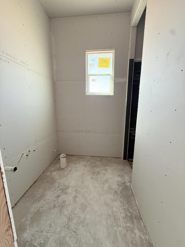 FRANKLIN FIELDS - Residential