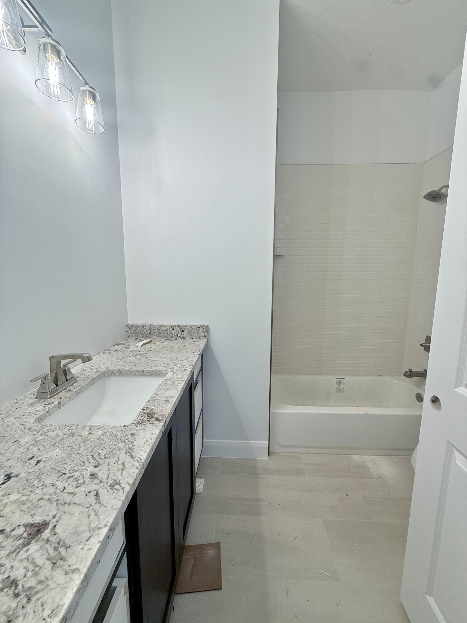 FRANKLIN FIELDS - Residential