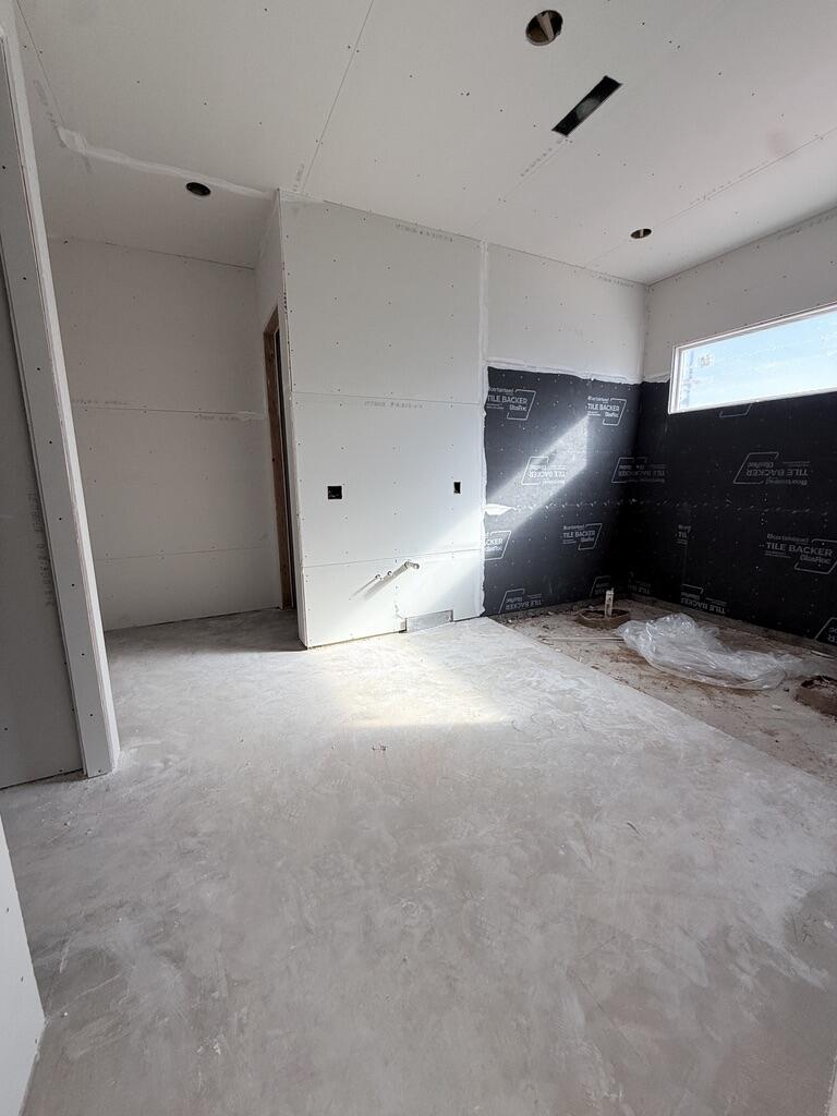 FRANKLIN FIELDS - Residential