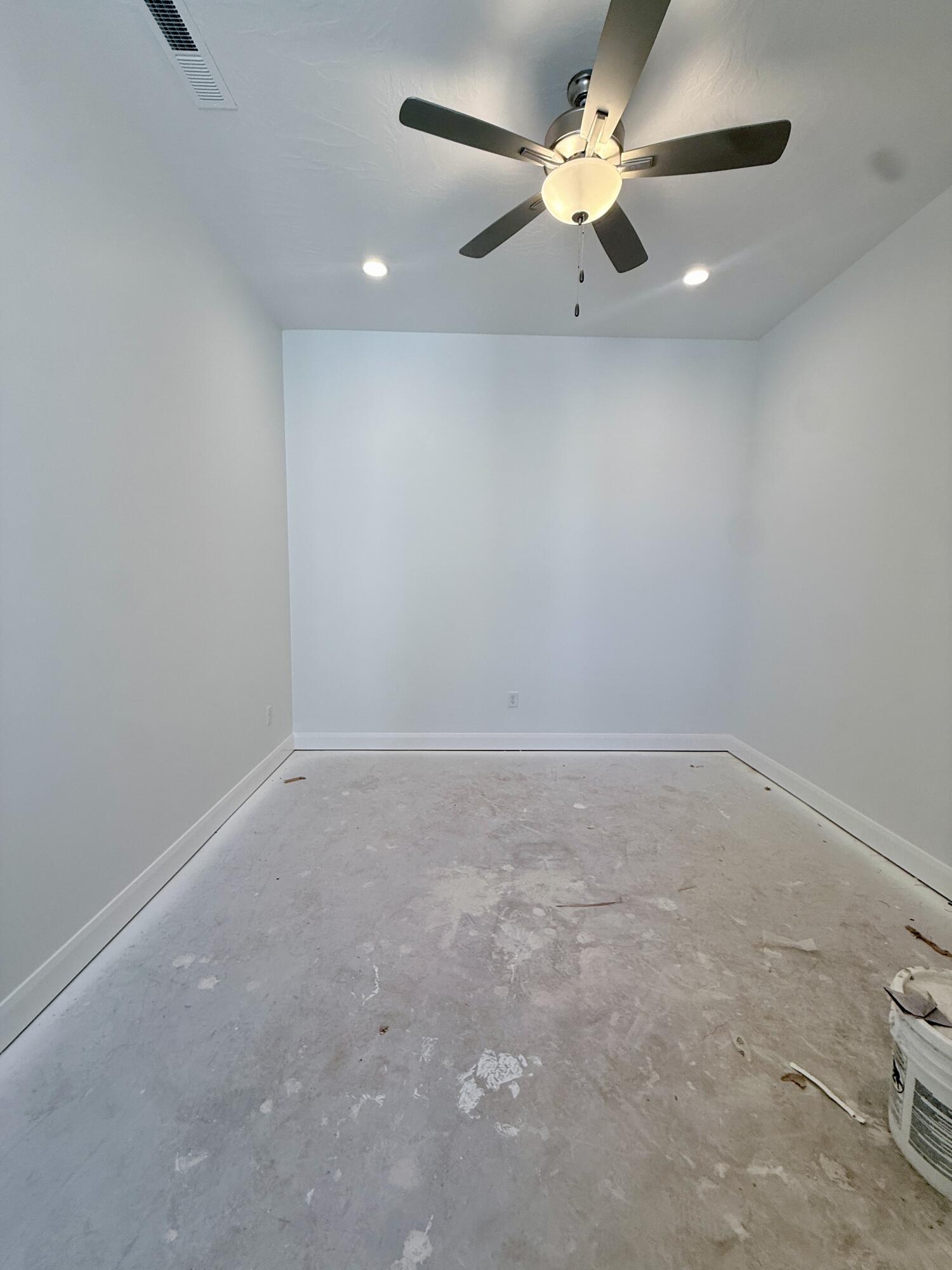 FRANKLIN FIELDS - Residential