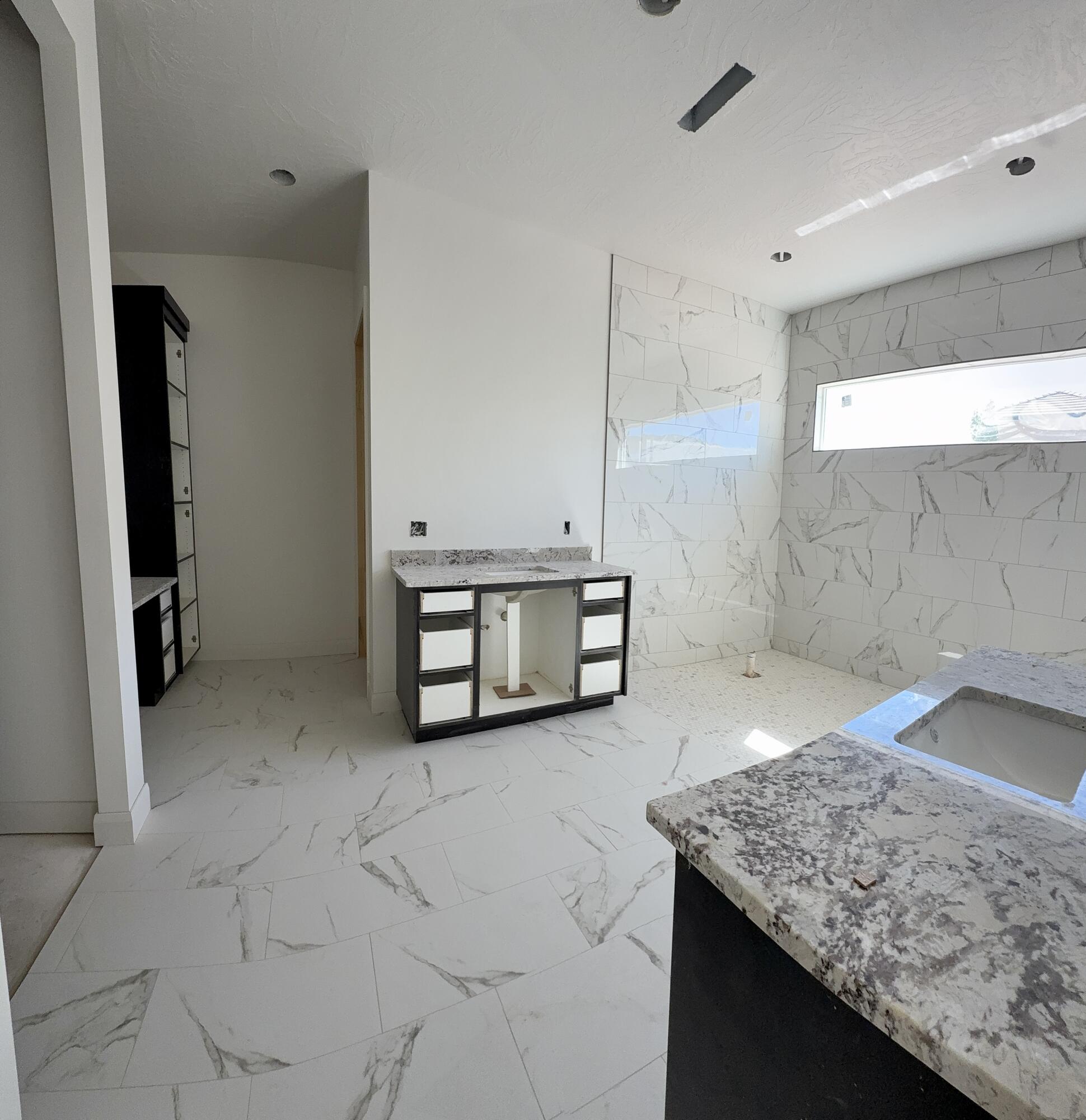 FRANKLIN FIELDS - Residential